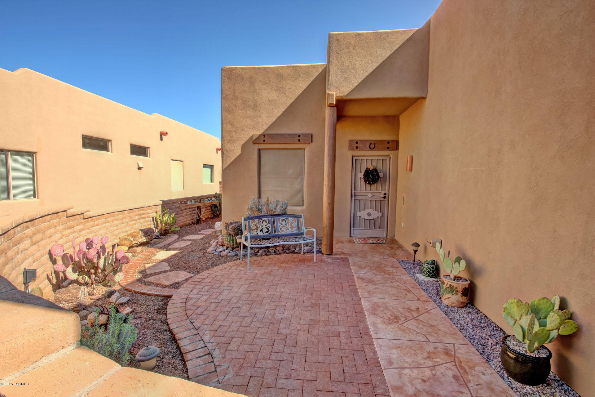 4133 S Golden Lynx Road