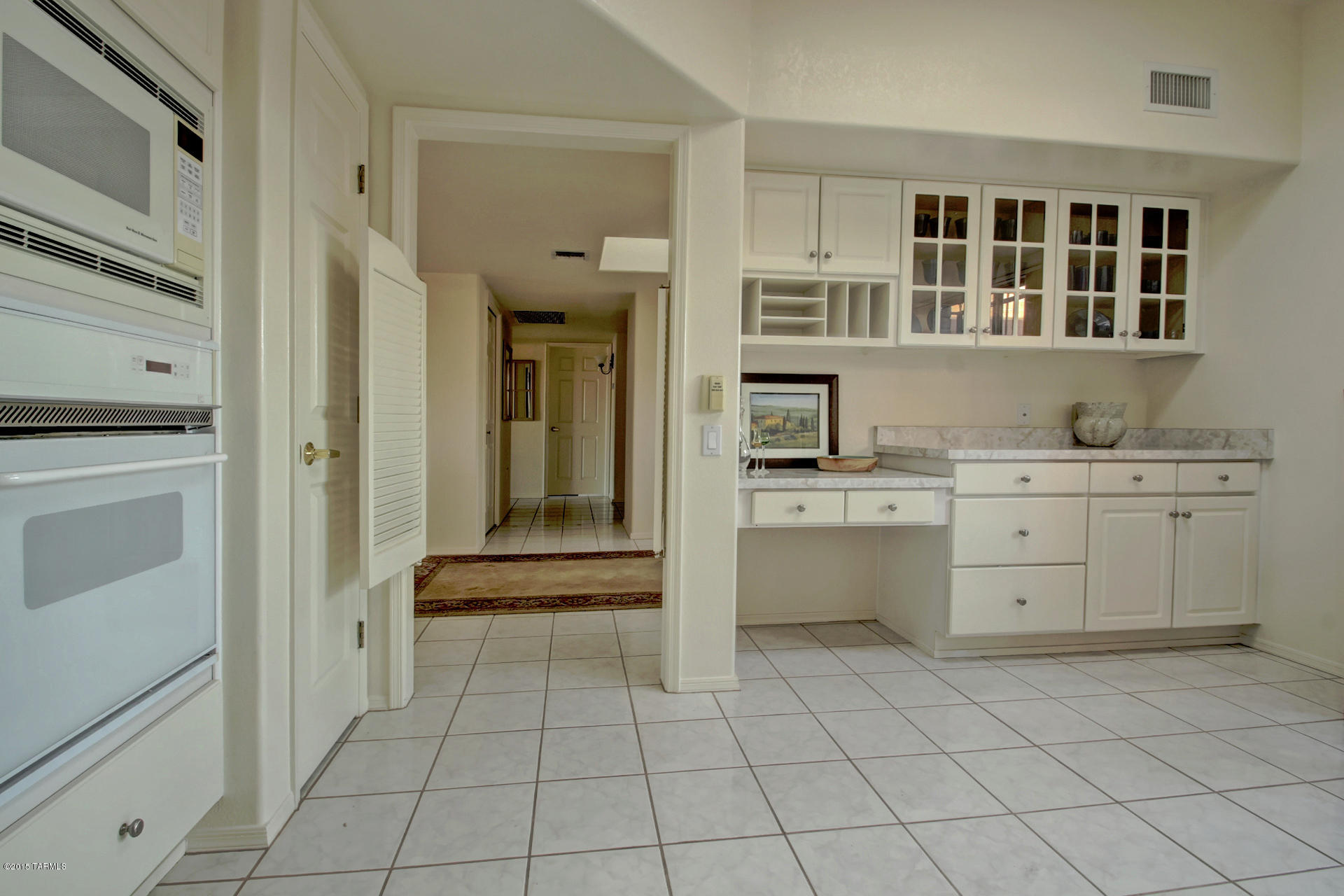 3813 S Via De La Garzota