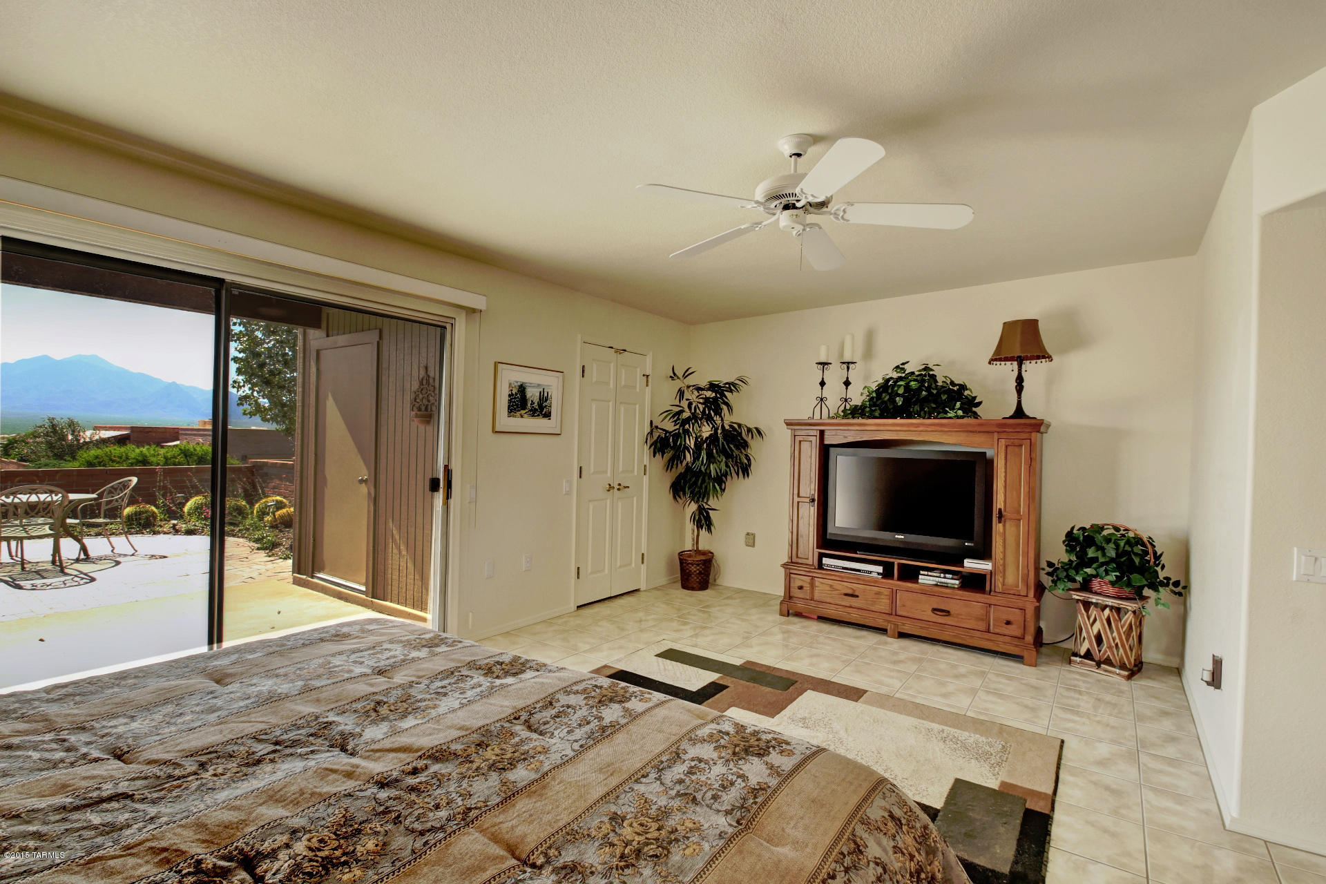 3813 S Via De La Garzota