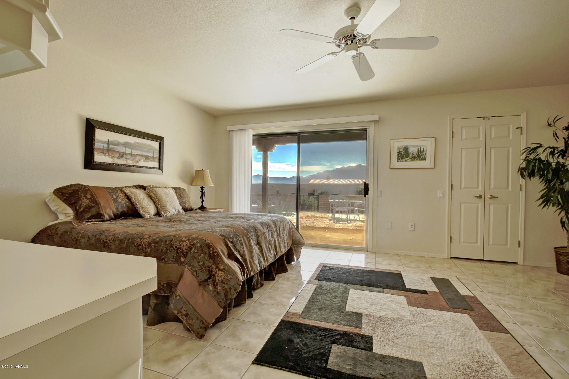 3813 S Via De La Garzota