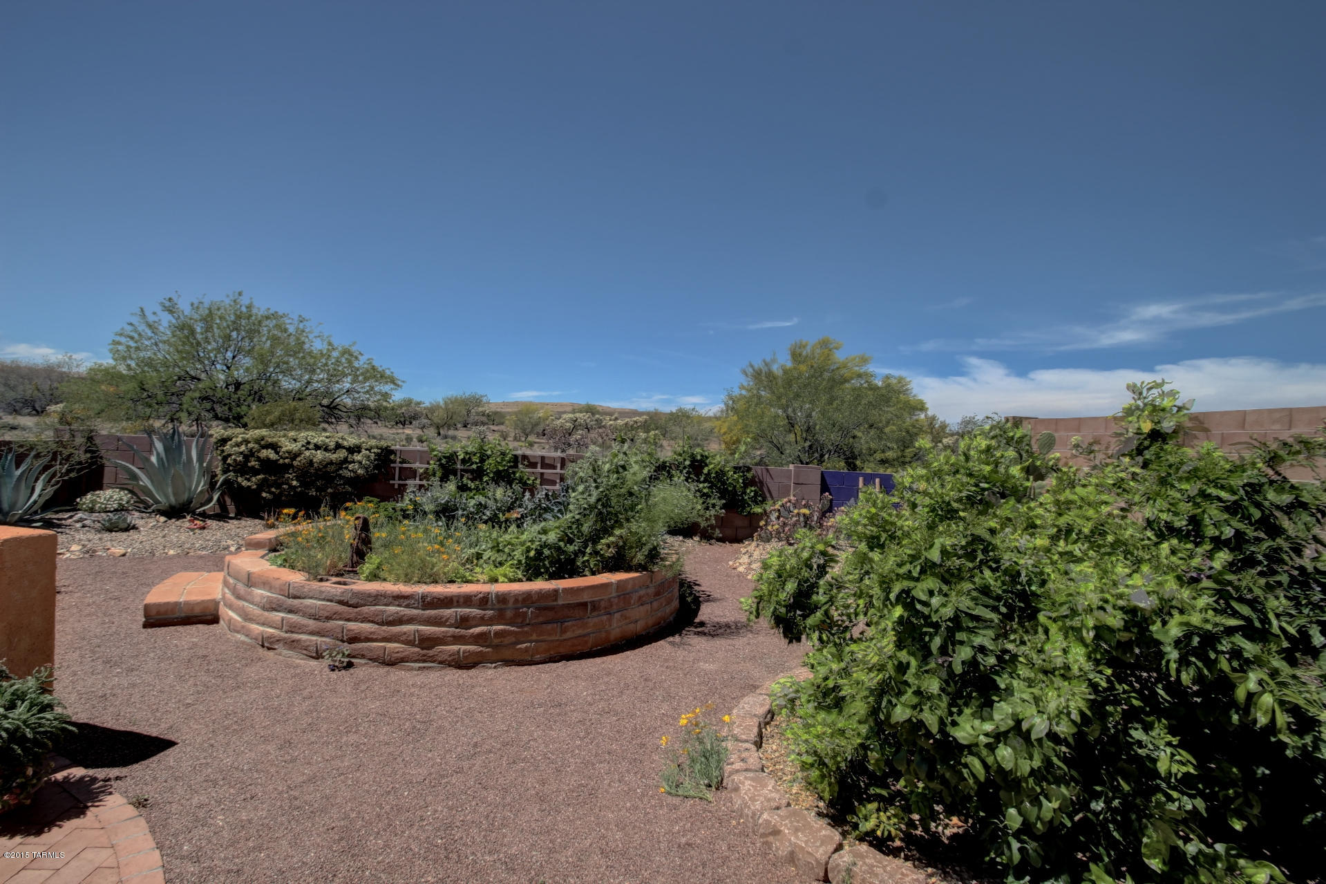 665 N Rugged Canyon Drive