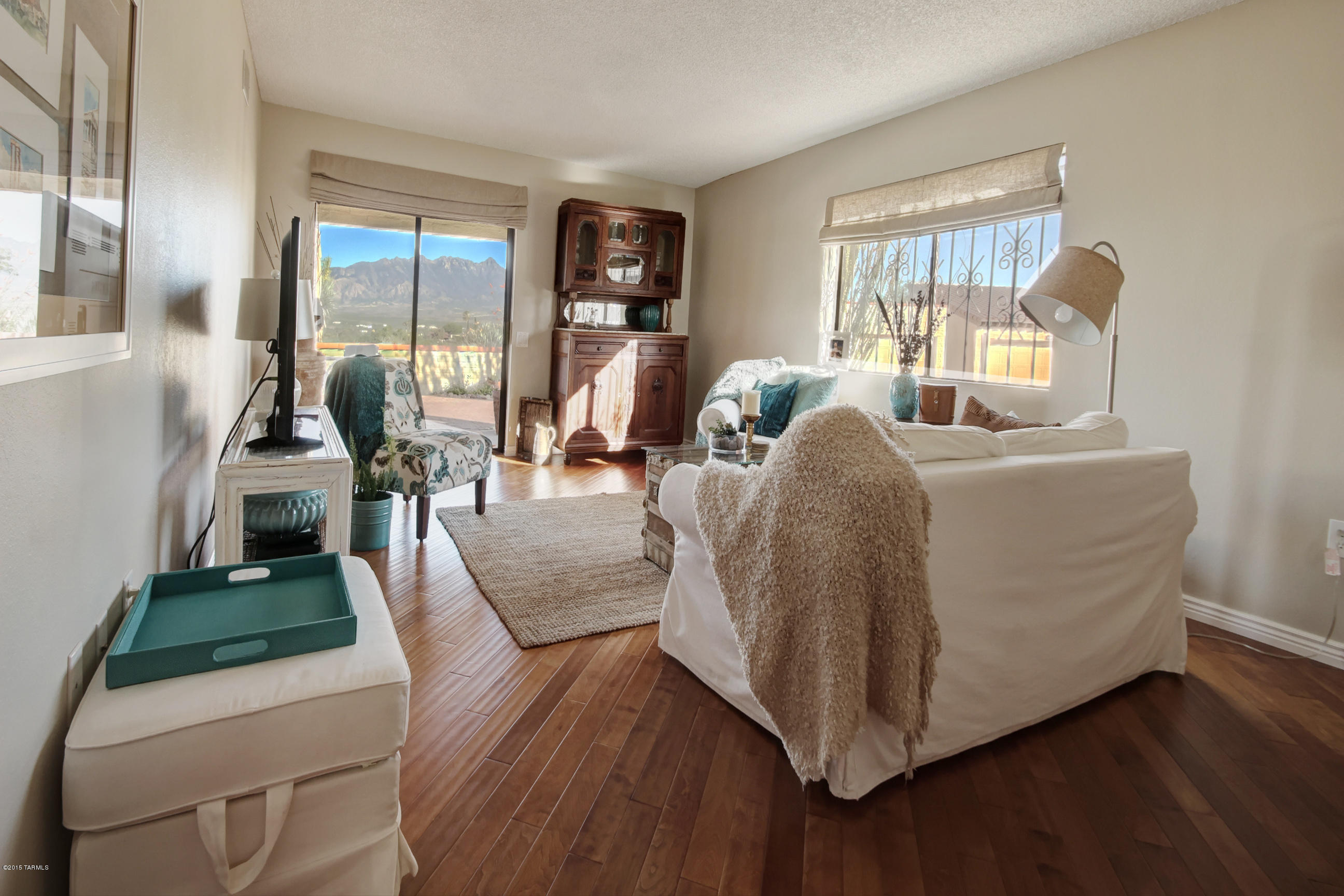 1130 W Mountain View