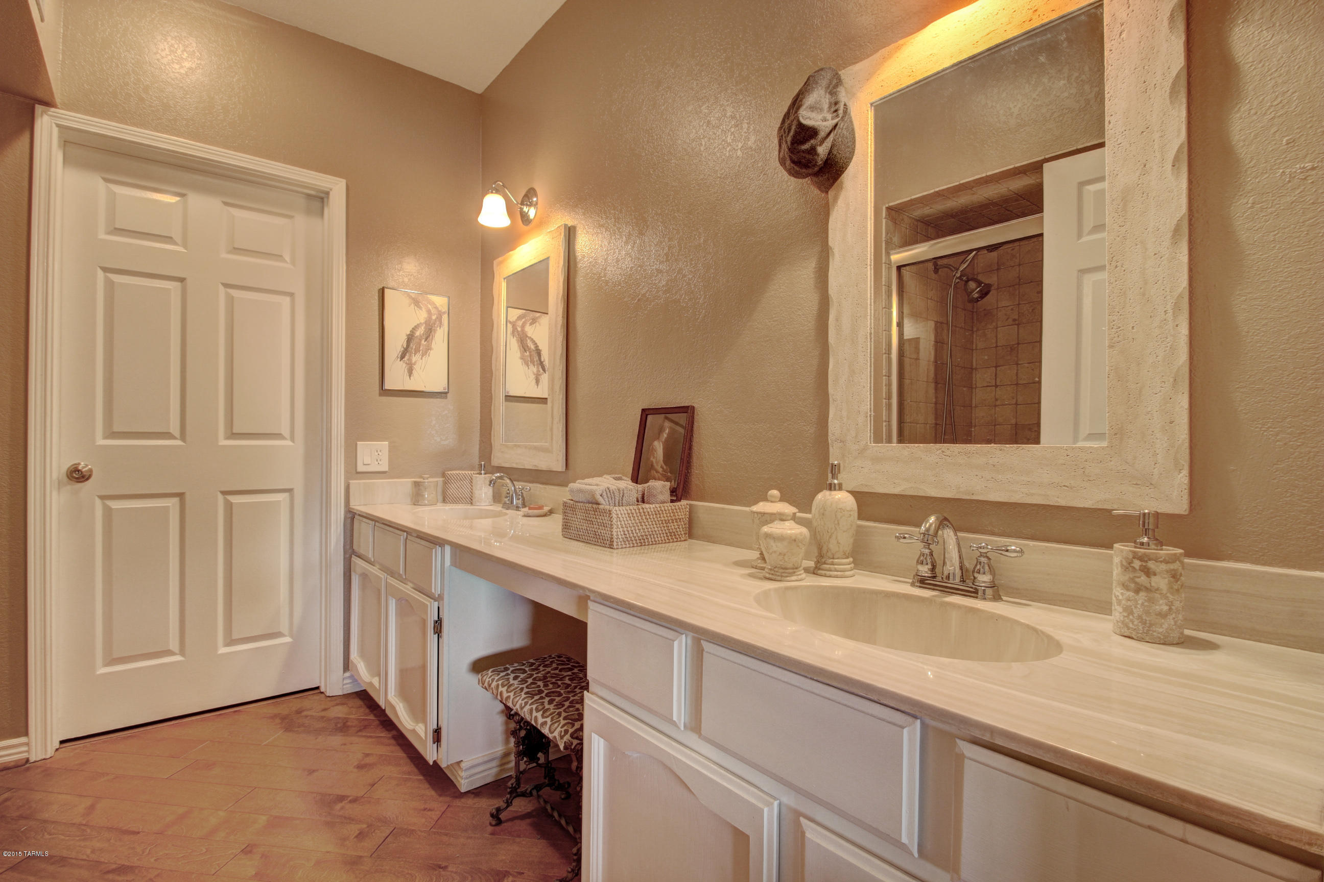 1130 W Mountain View