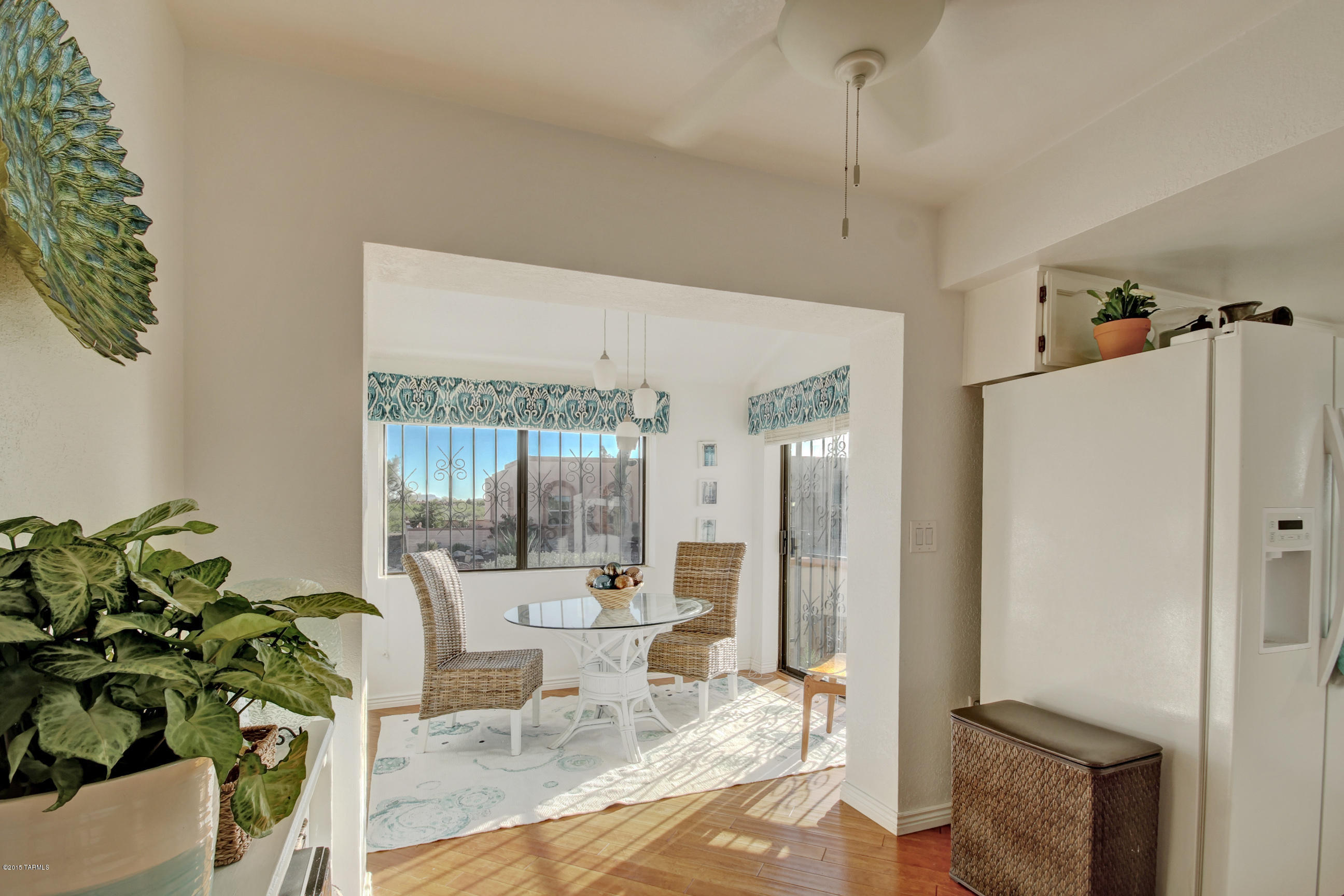 1130 W Mountain View