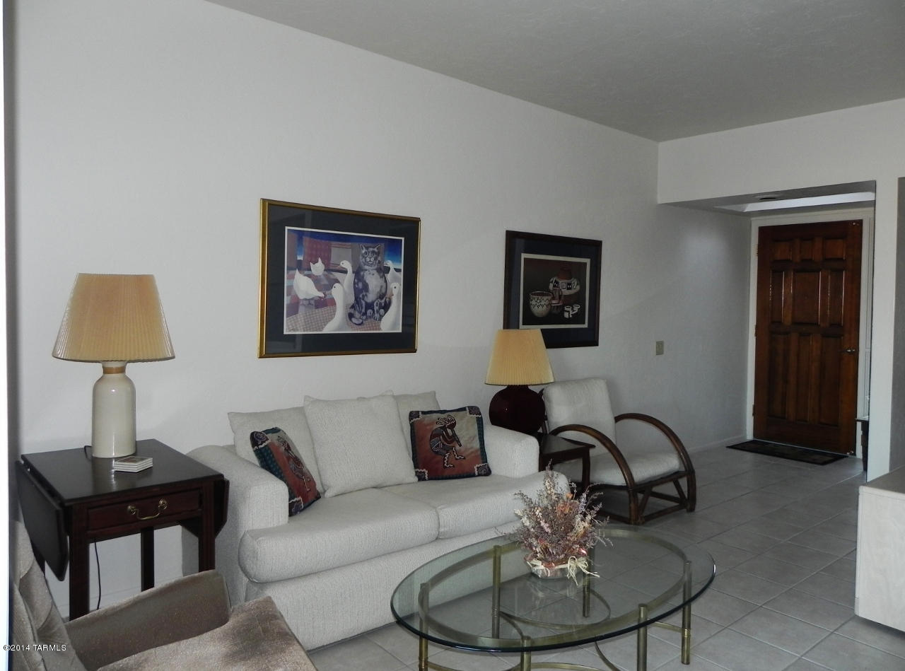 1451 W Desert Hills Drive