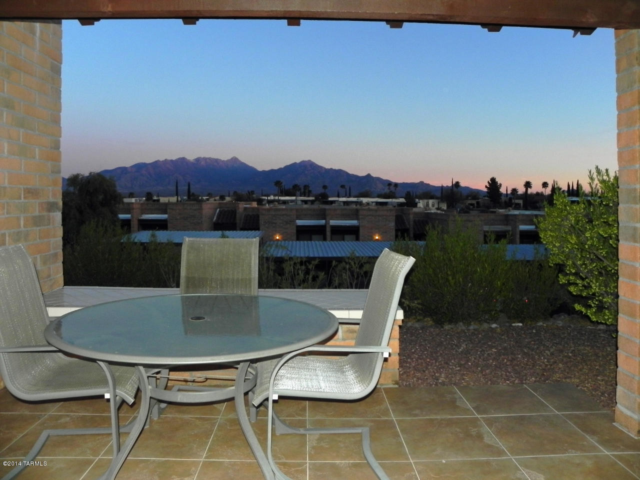 1451 W Desert Hills Drive