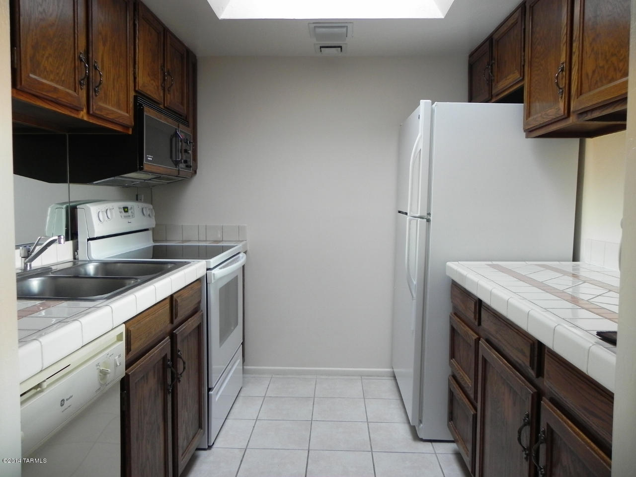 1451 W Desert Hills Drive