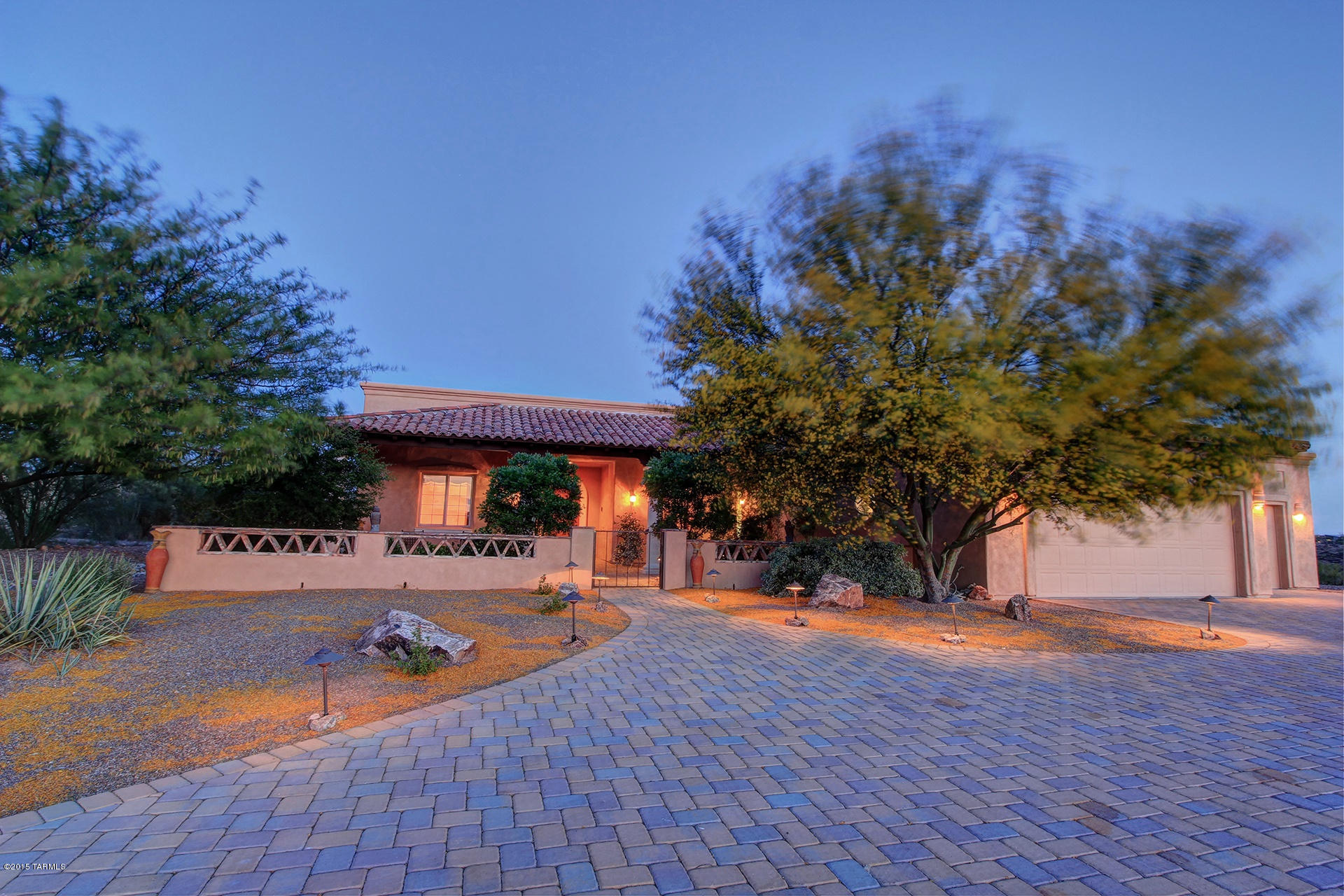 520 E Corte Pasadera Verde