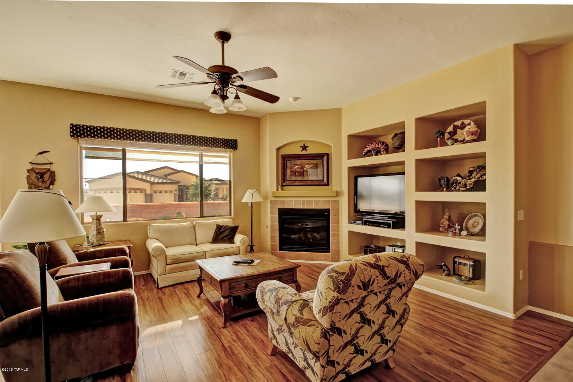 1869 W Via Del Recodo