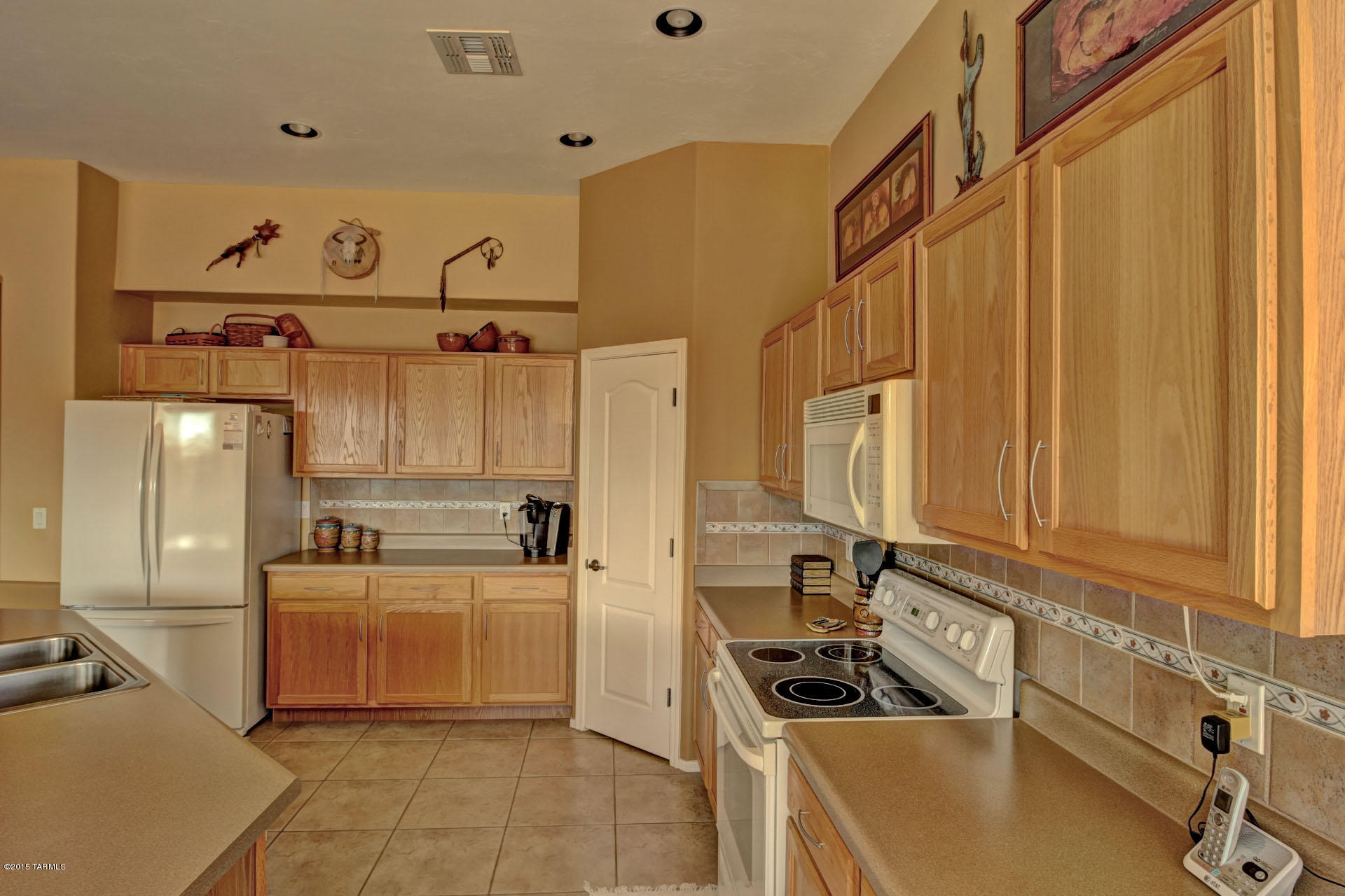 1869 W Via Del Recodo