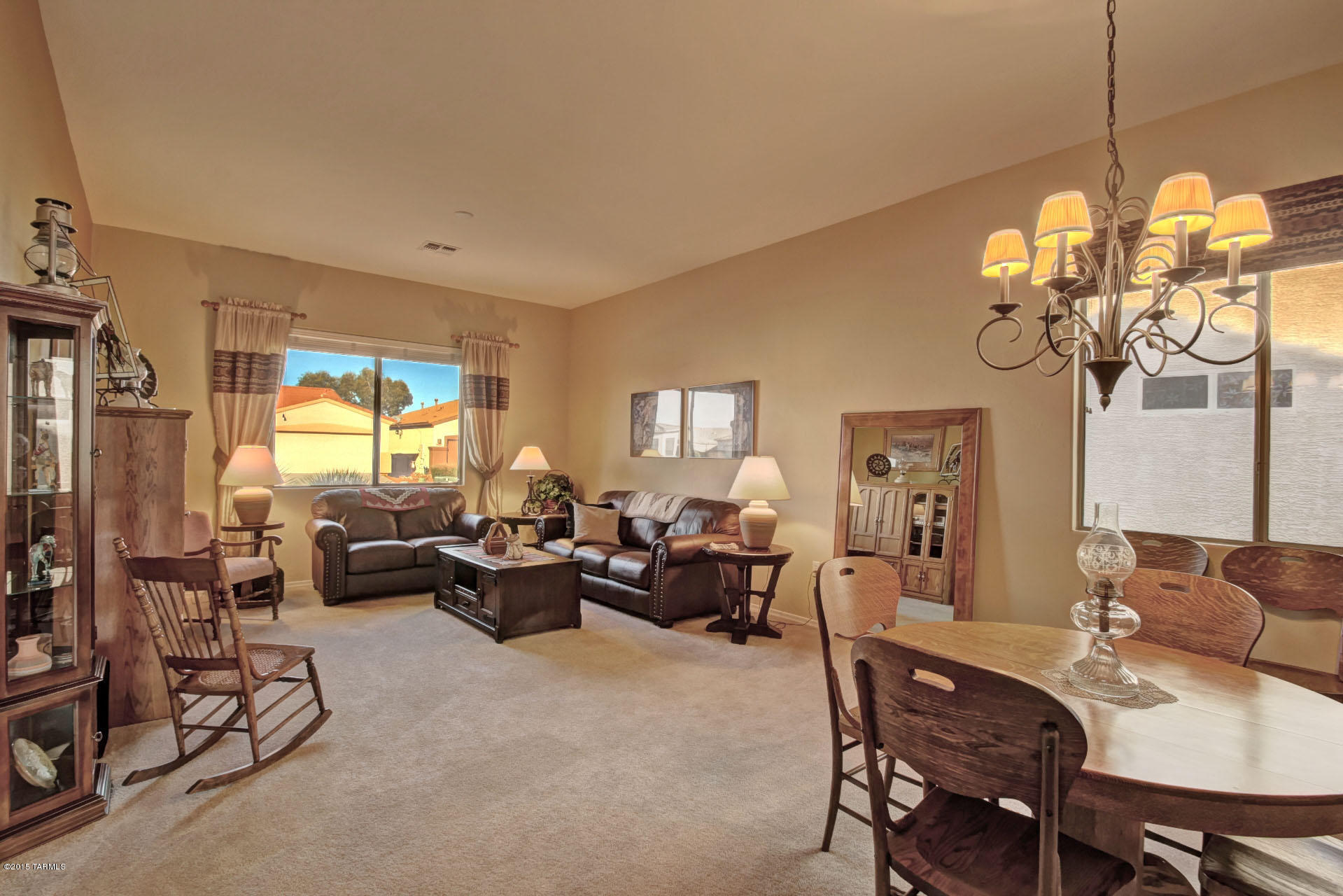 1869 W Via Del Recodo