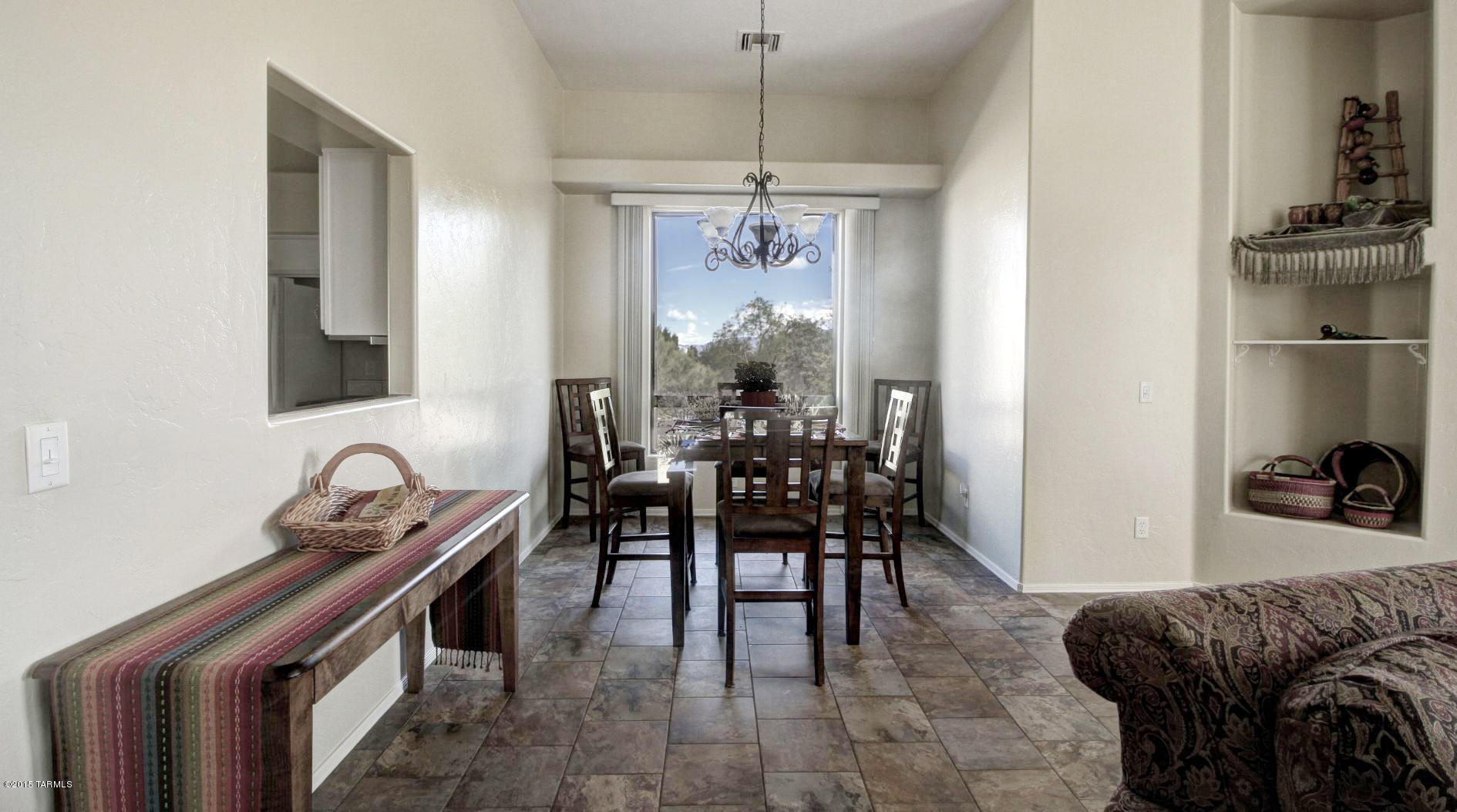 583 W Camino Del Bondadoso