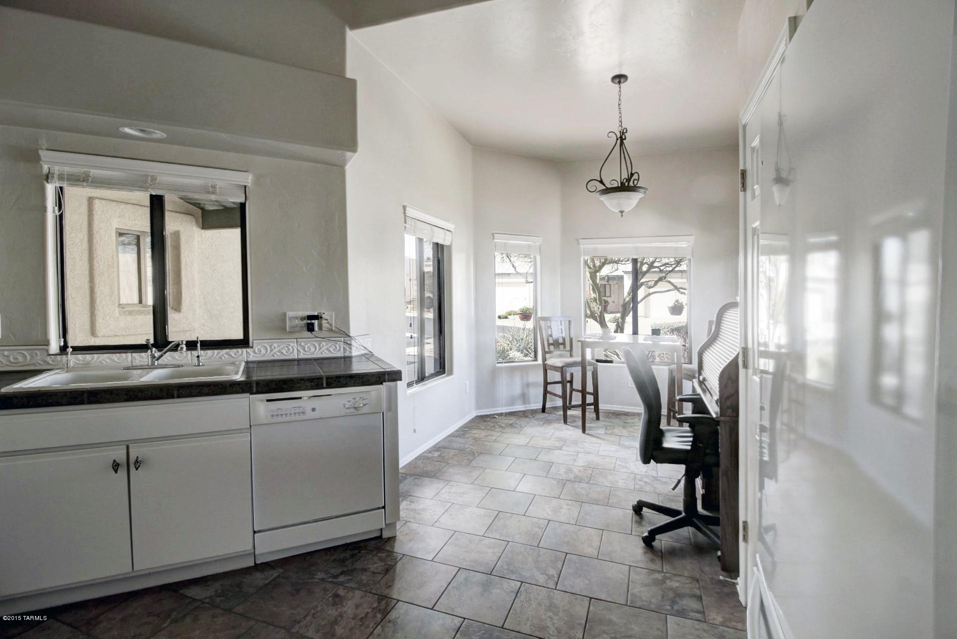 583 W Camino Del Bondadoso