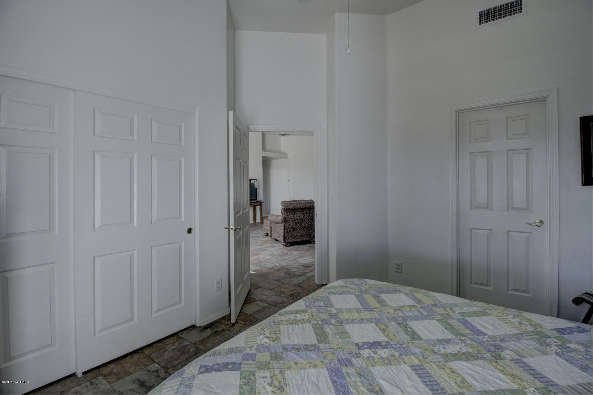 583 W Camino Del Bondadoso