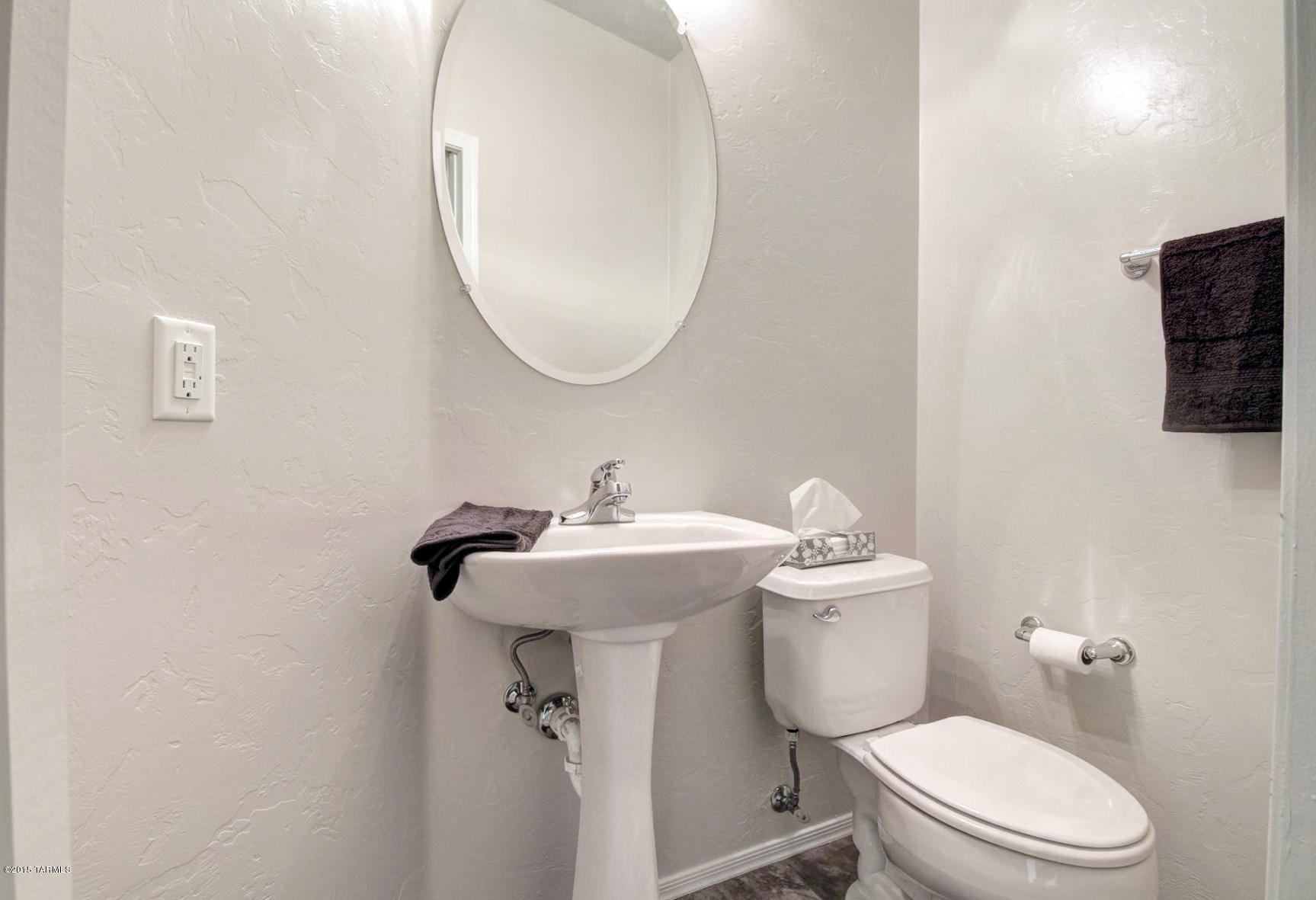 583 W Camino Del Bondadoso