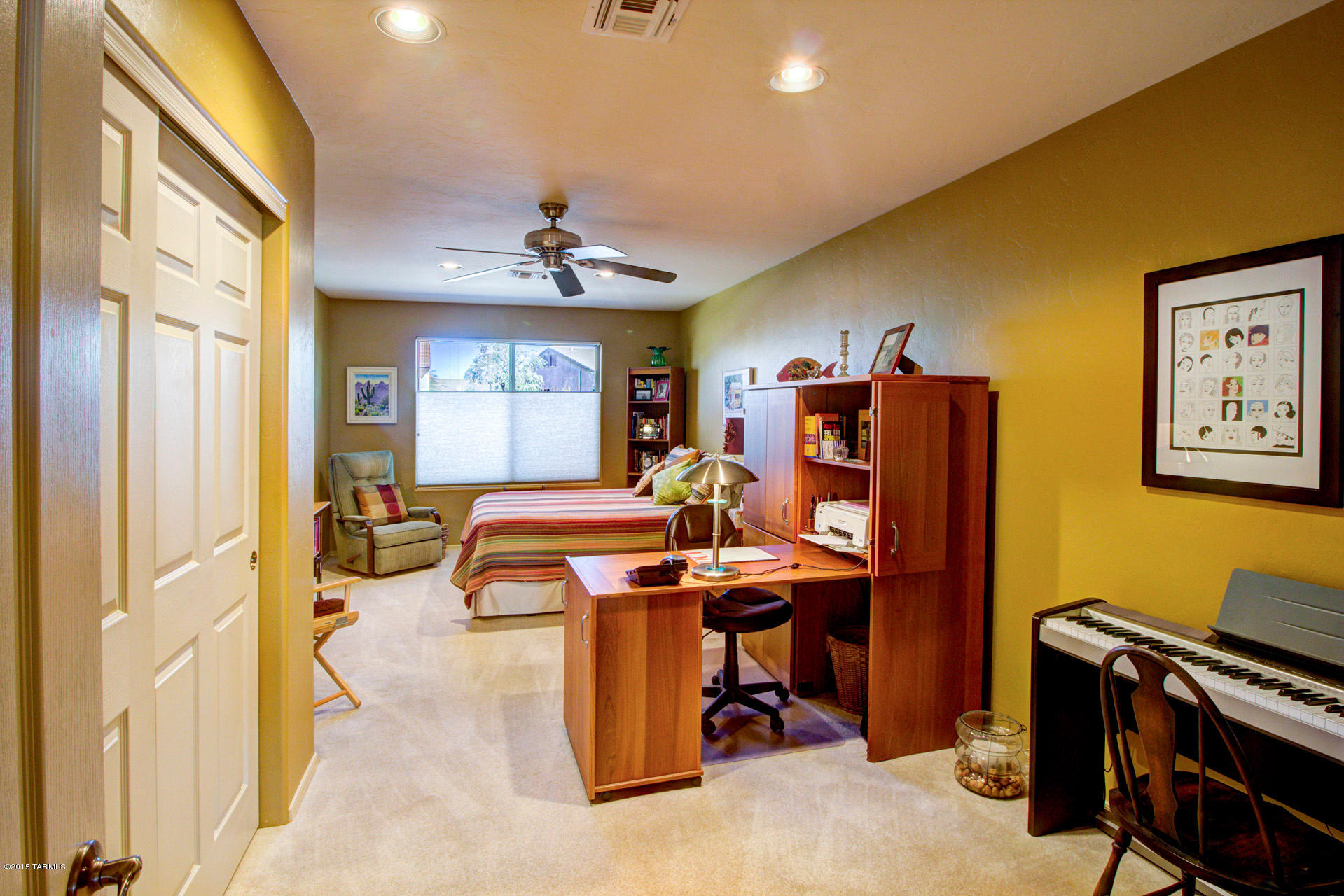 1849 W Calle Casas Lindas