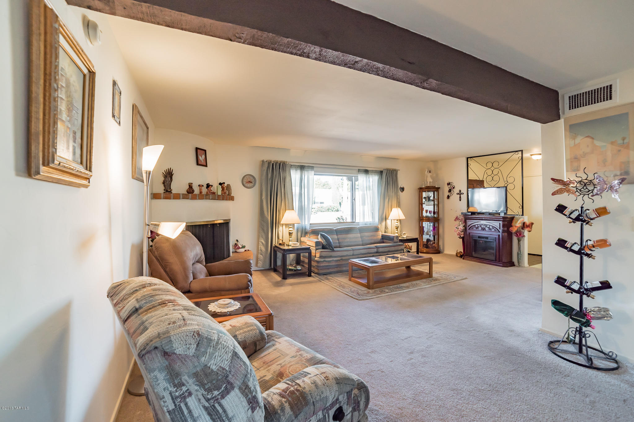 1611 S San Carla