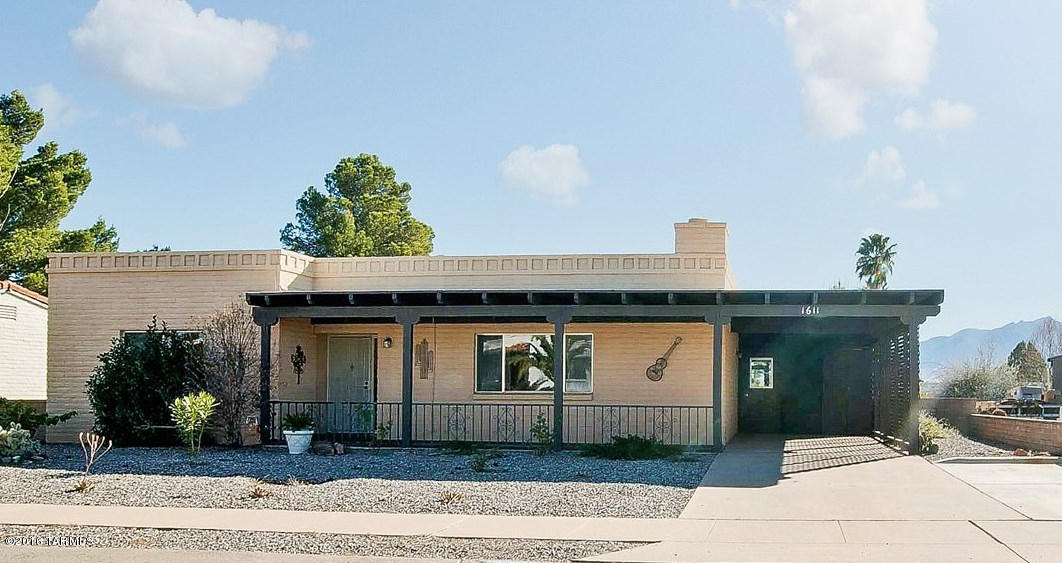 1611 S San Carla
