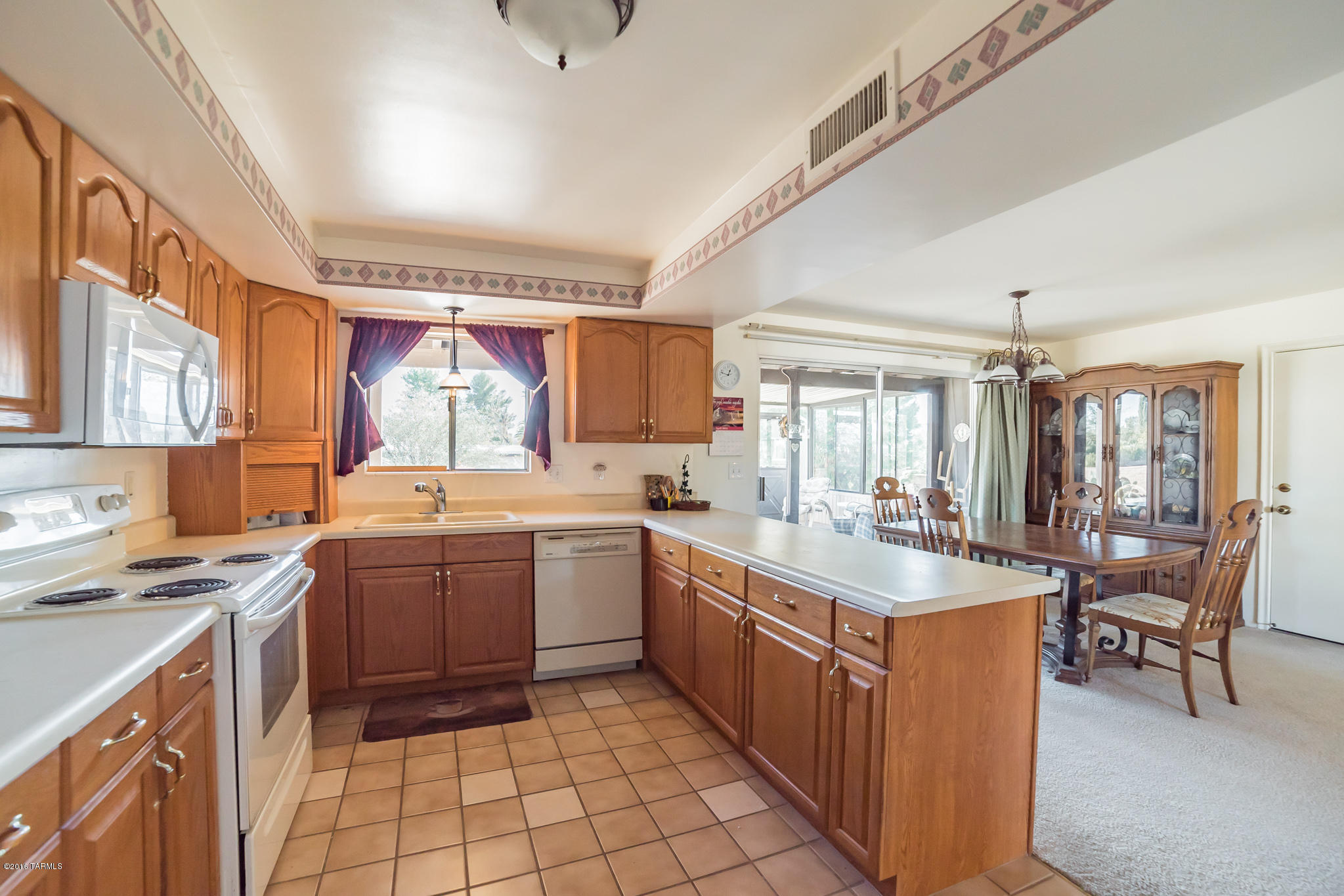 1611 S San Carla