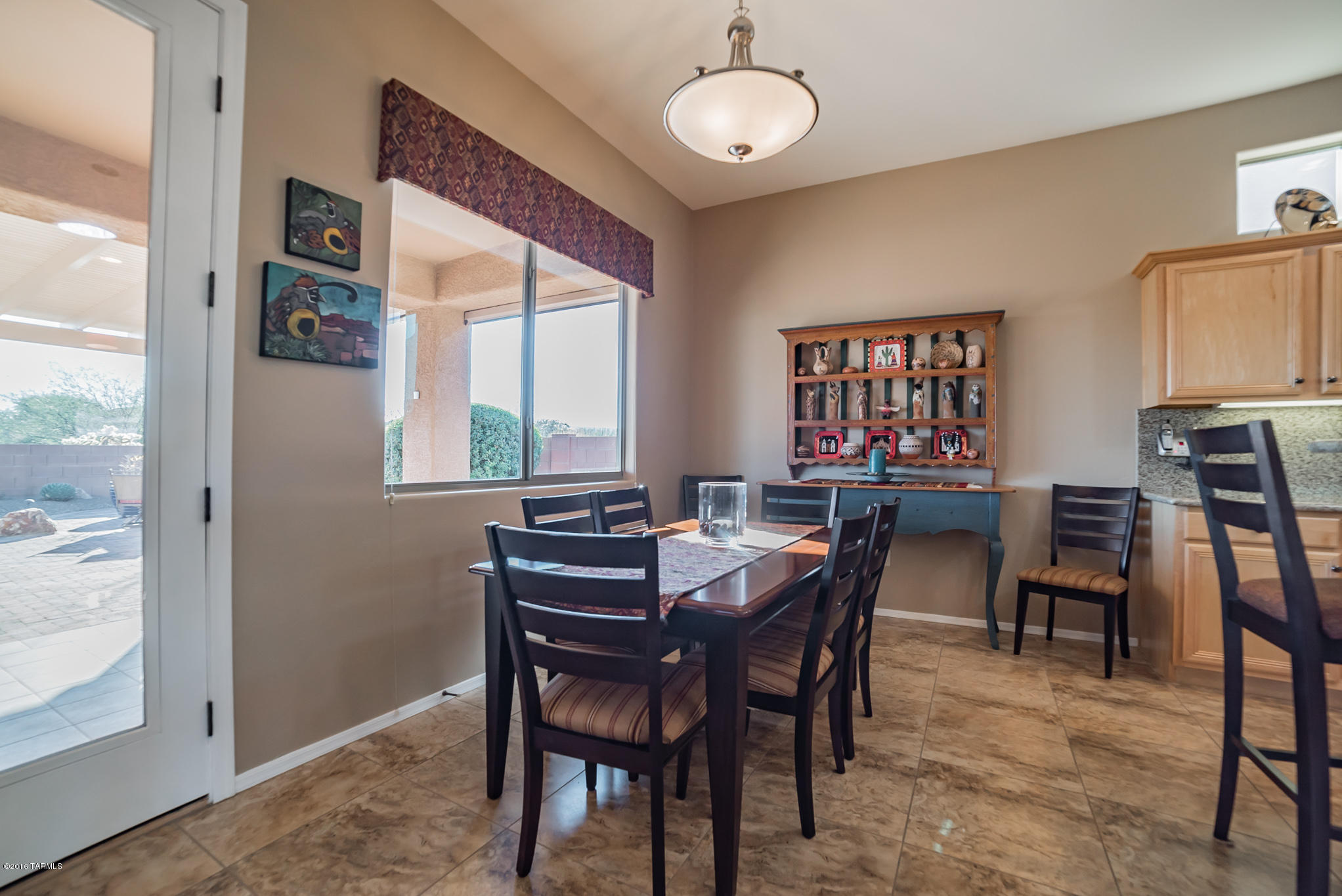 1107 W Calle Artistica