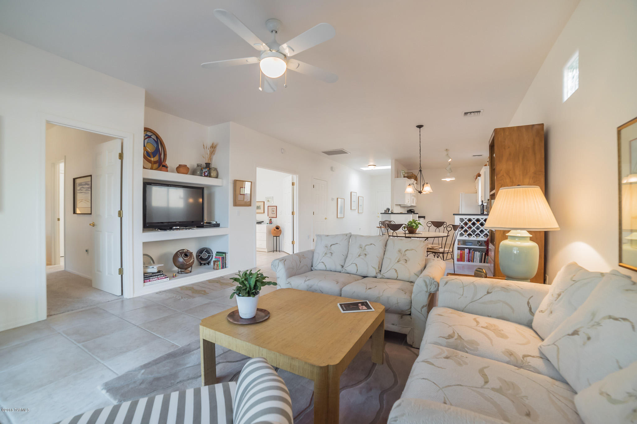 810 W Calle De La Pelotita