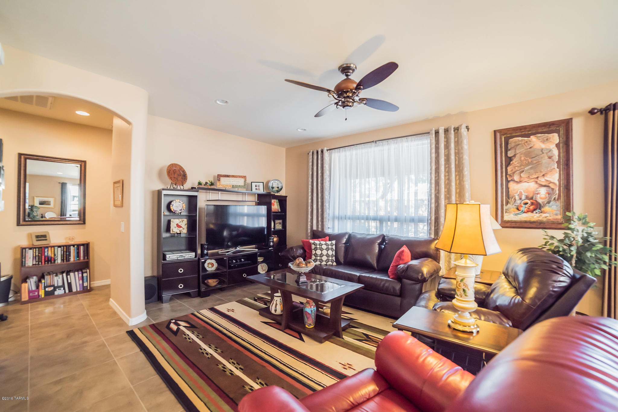 728 W Shadow Wood Street