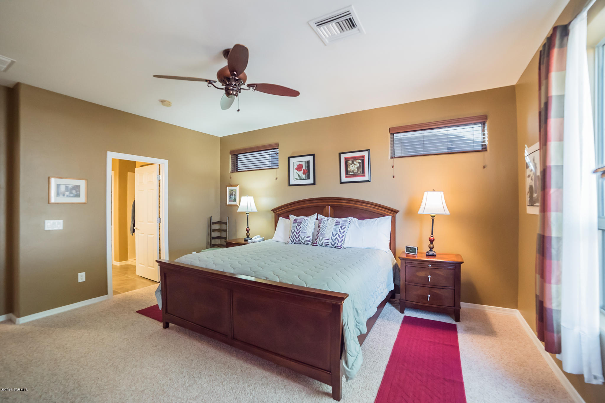 728 W Shadow Wood Street