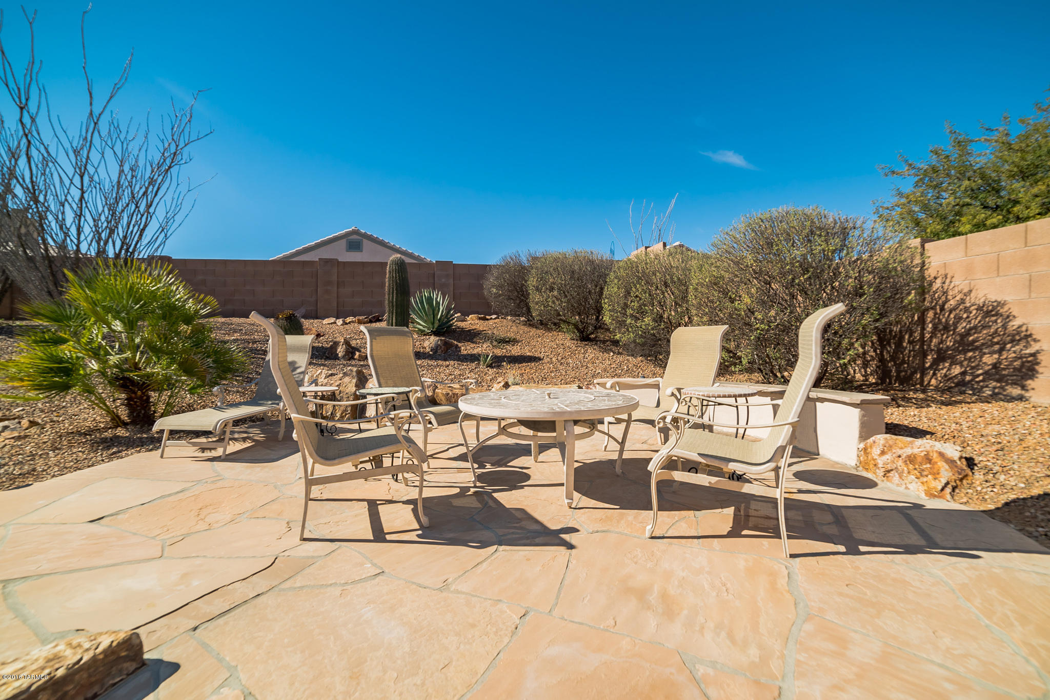 1705 N Via Cananea