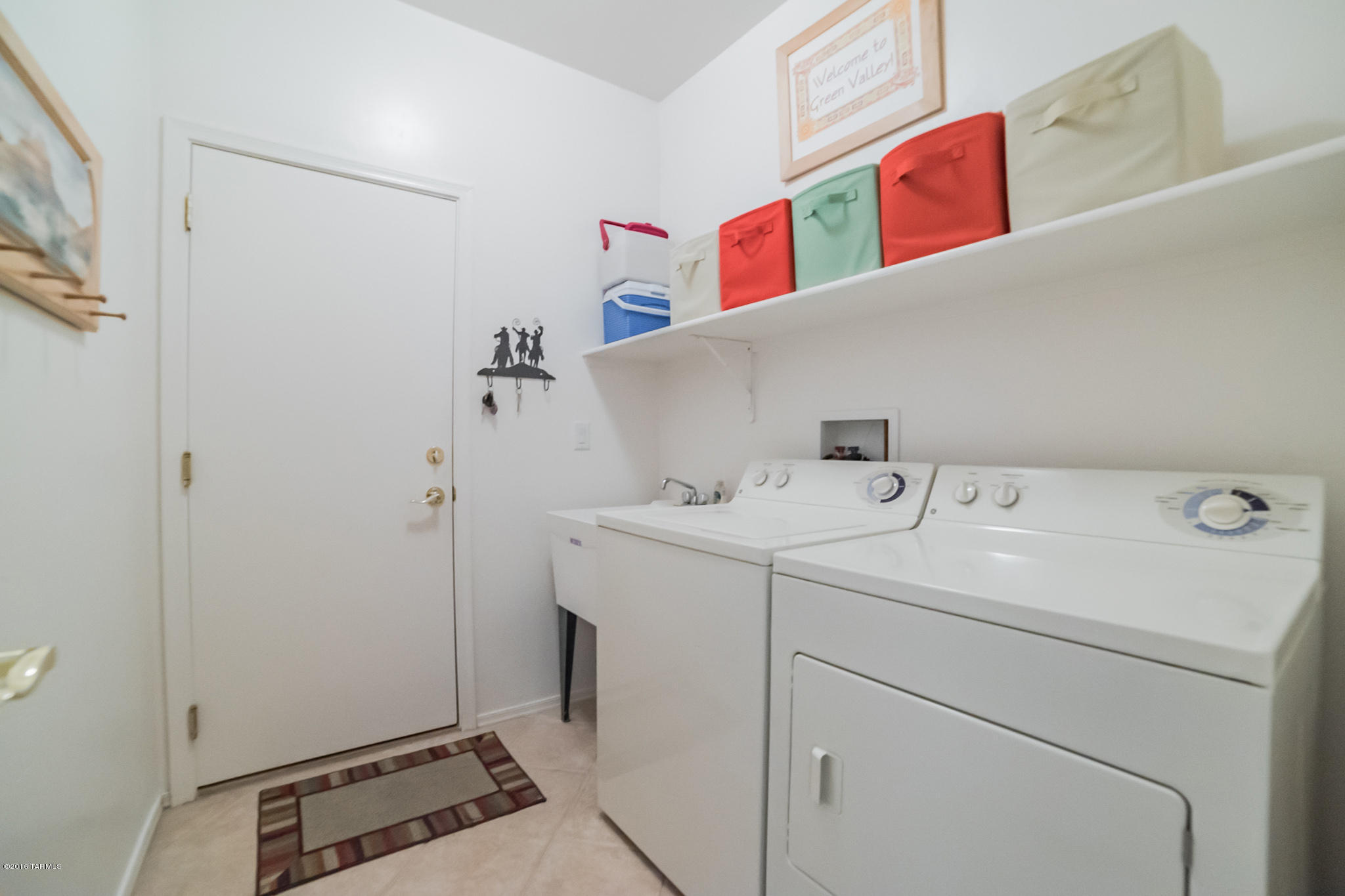 1705 N Via Cananea