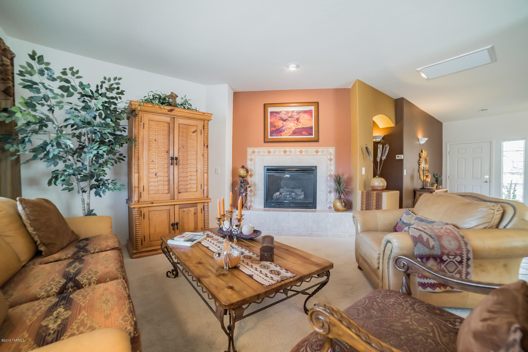 1705 N Via Cananea