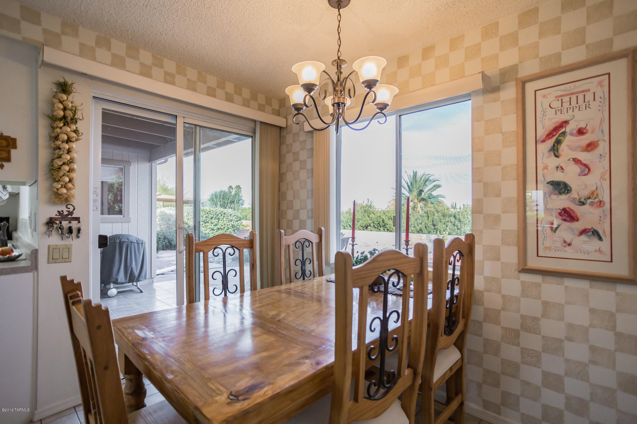 2087 S San Ray