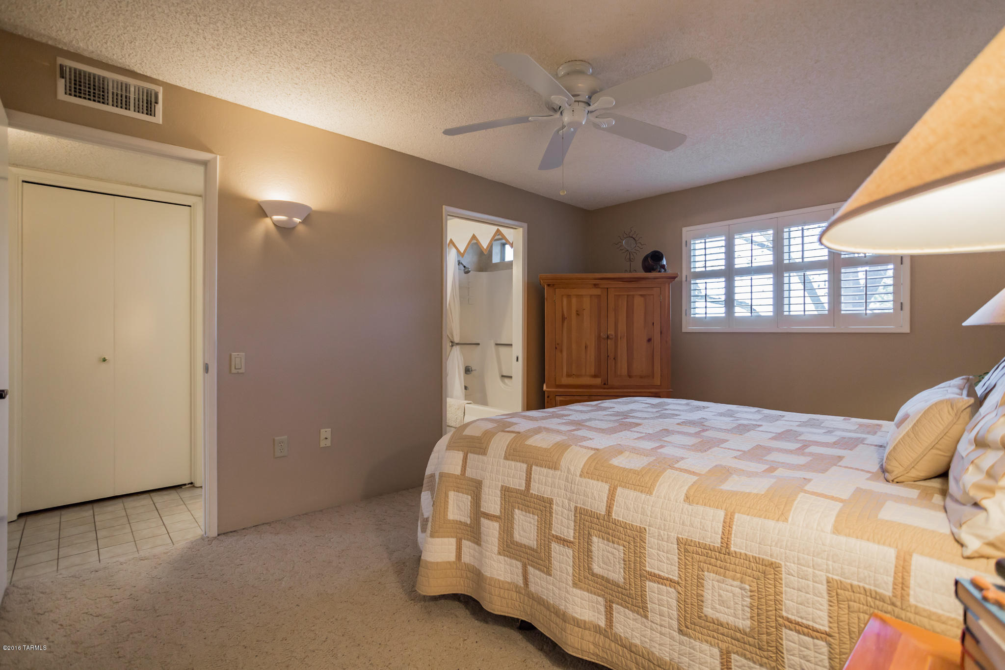 2087 S San Ray