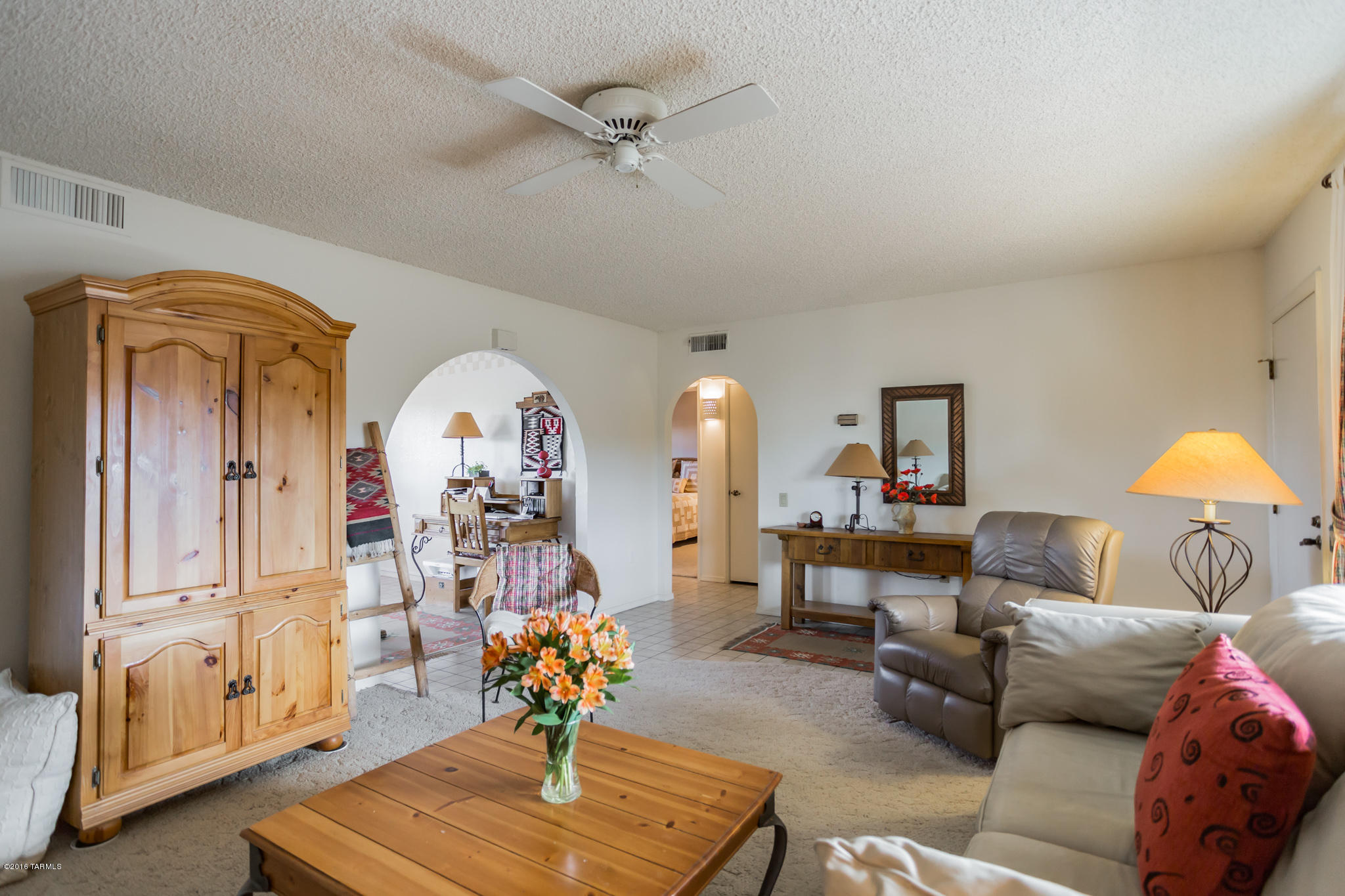 2087 S San Ray