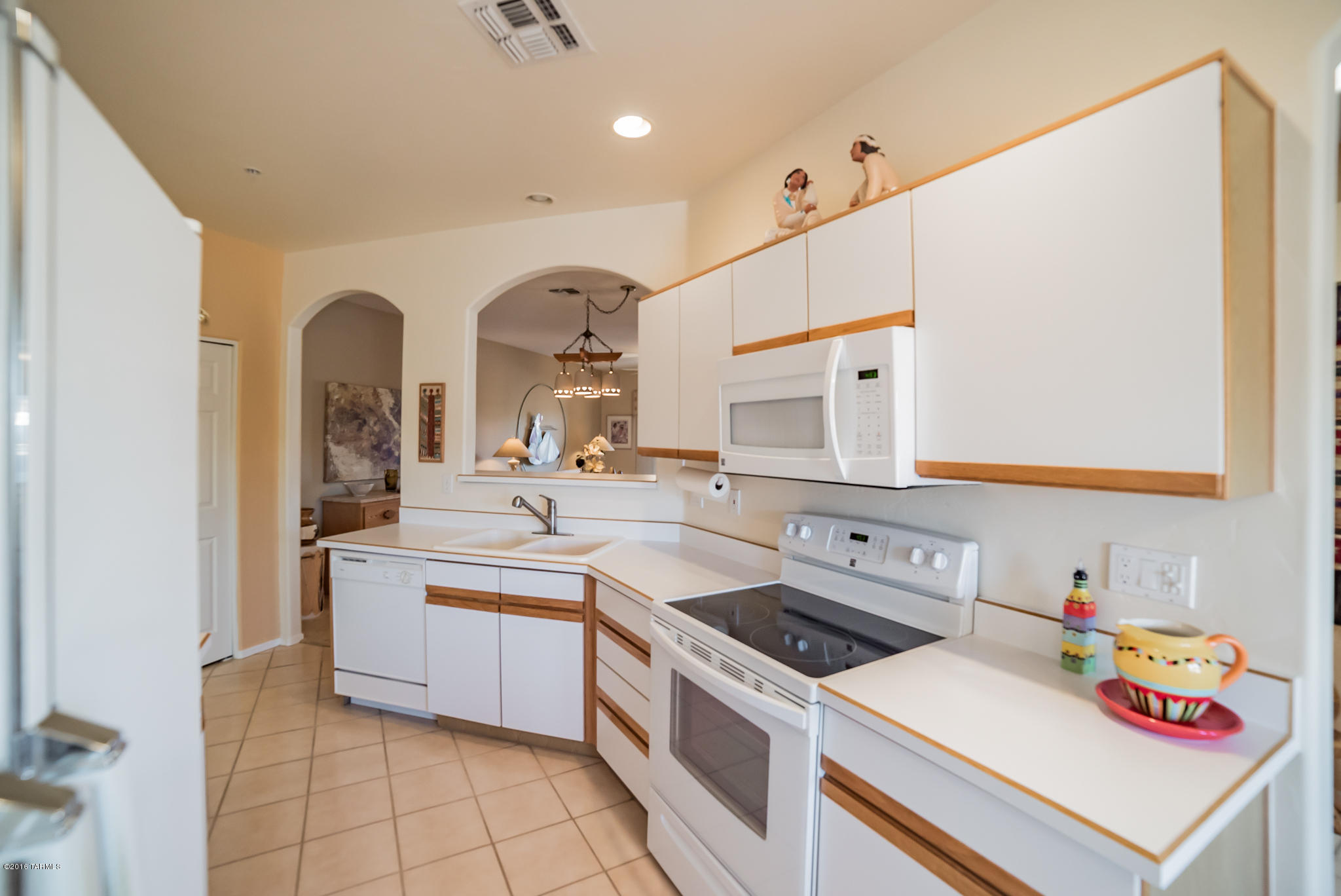 710 W Waterview Drive