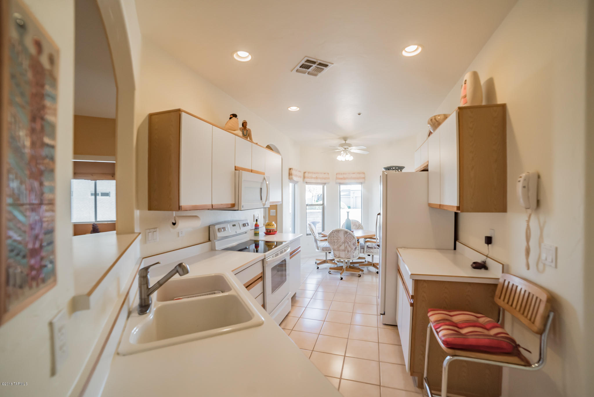 710 W Waterview Drive