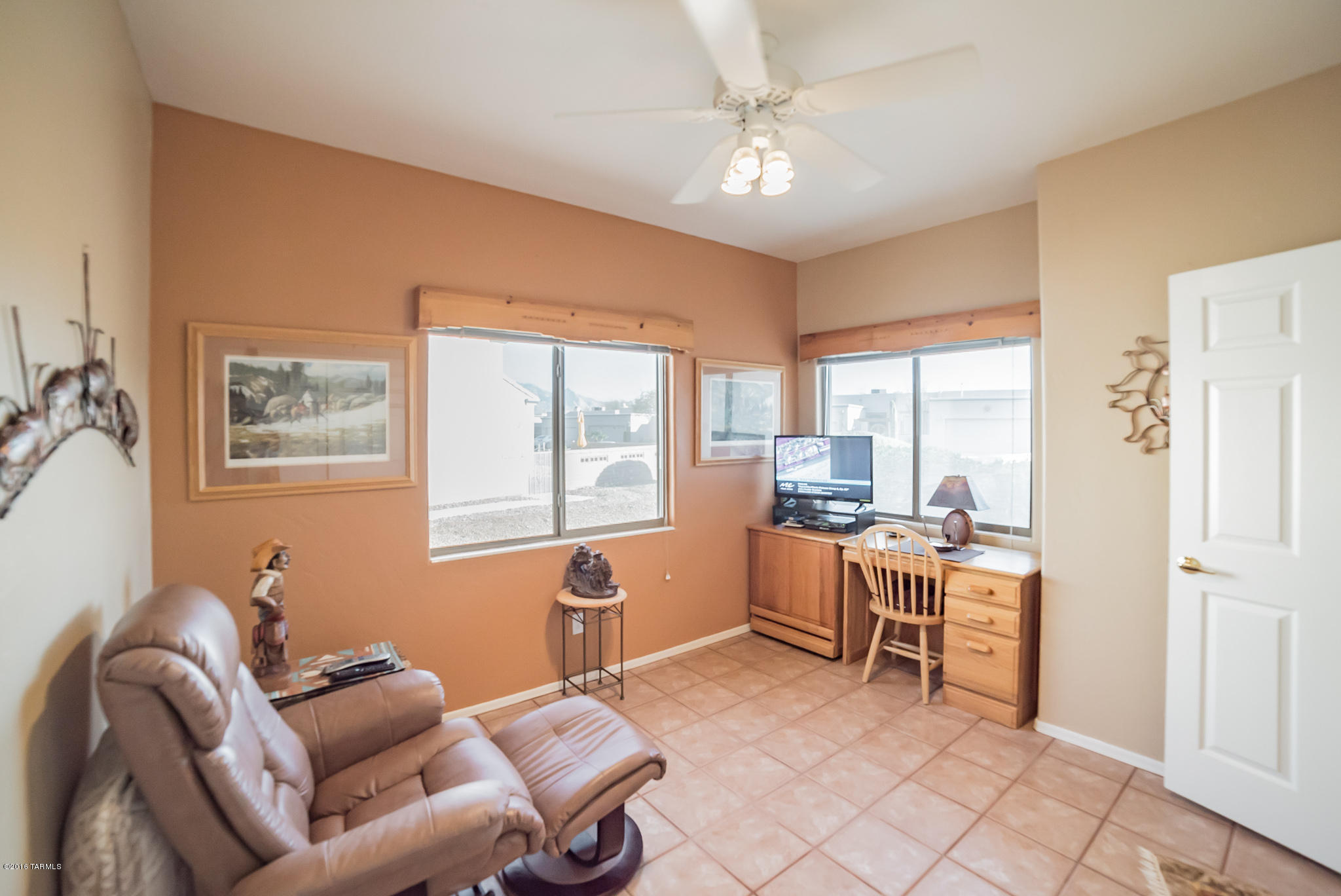 710 W Waterview Drive