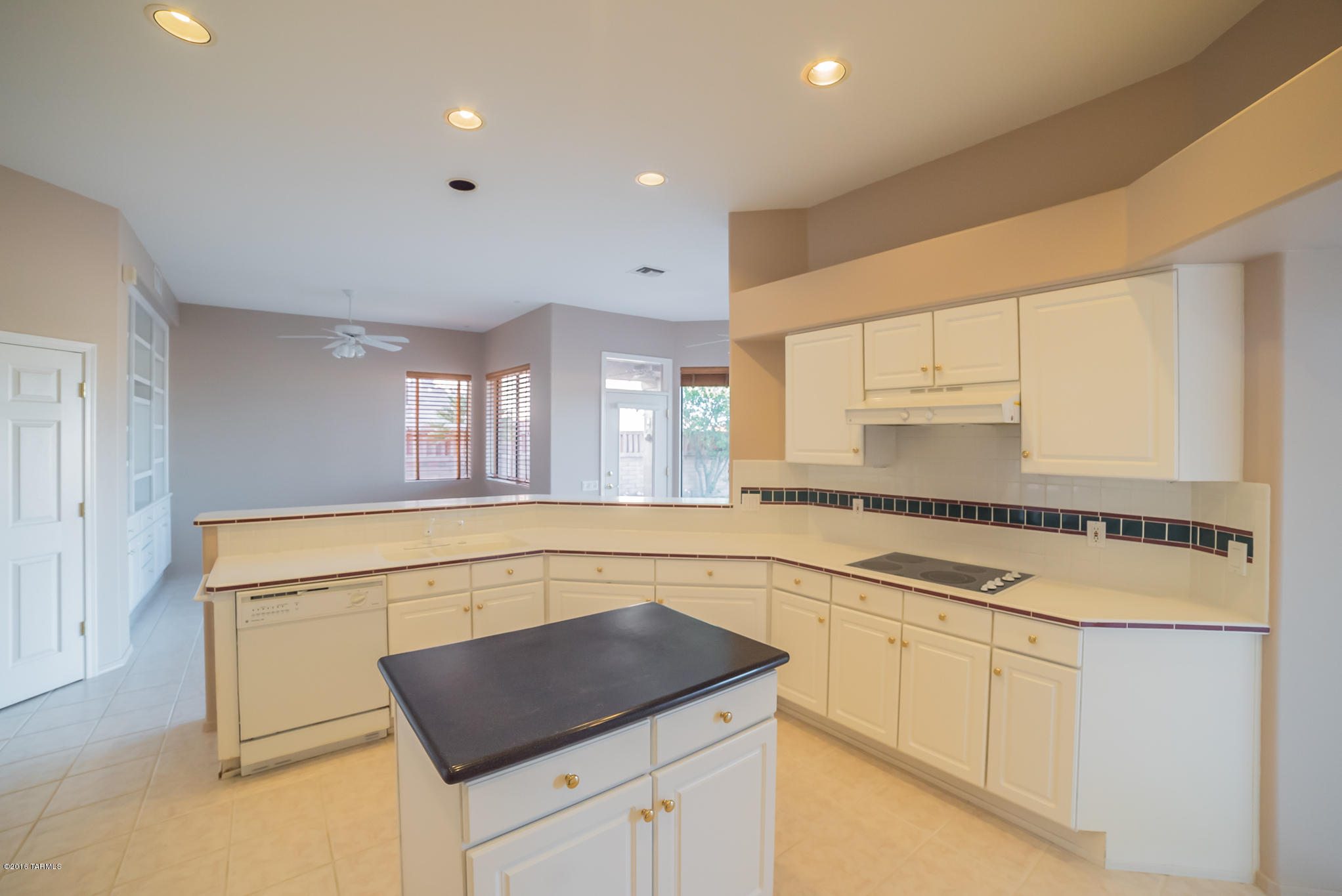 4937 S Meadow Ridge Drive