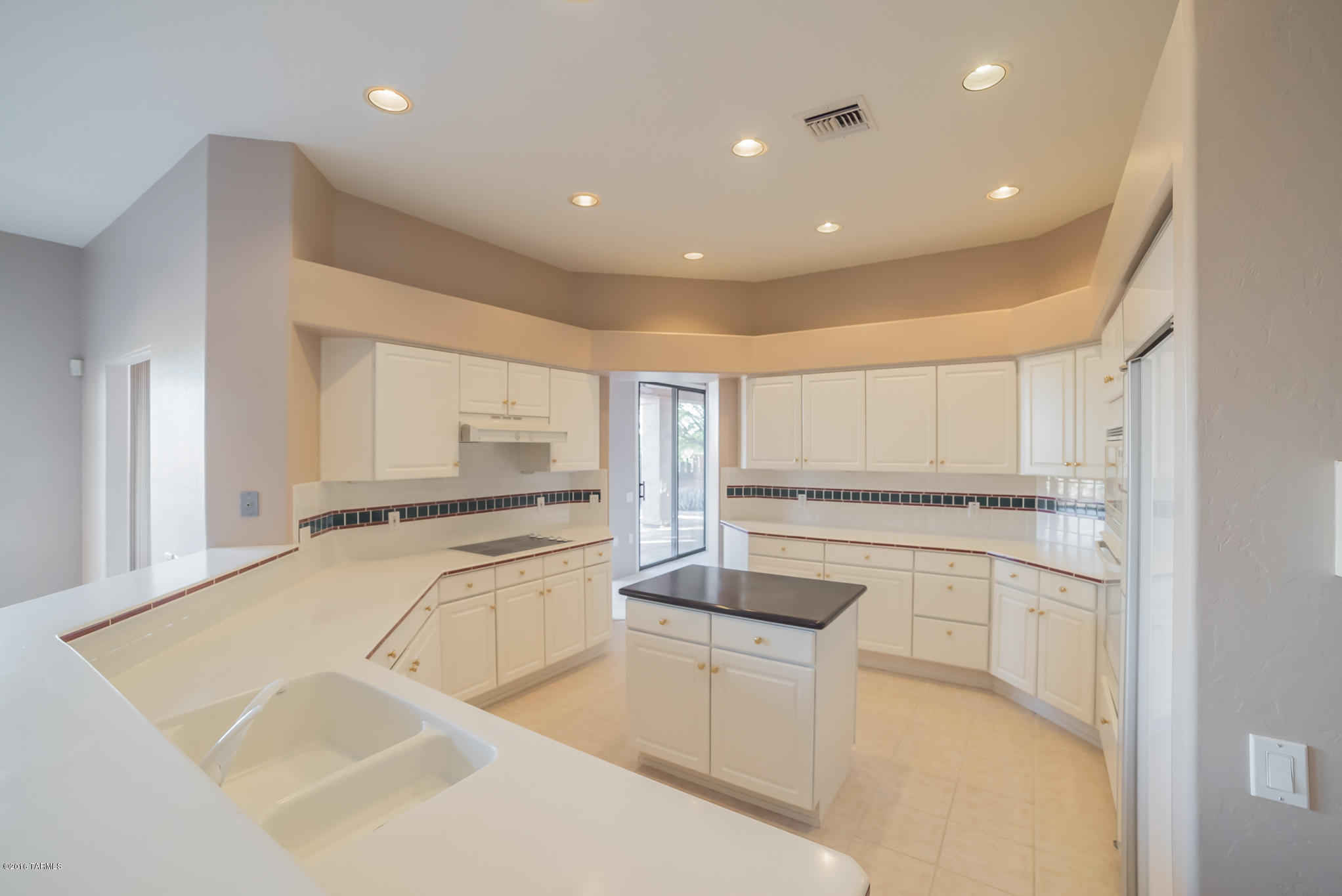 4937 S Meadow Ridge Drive