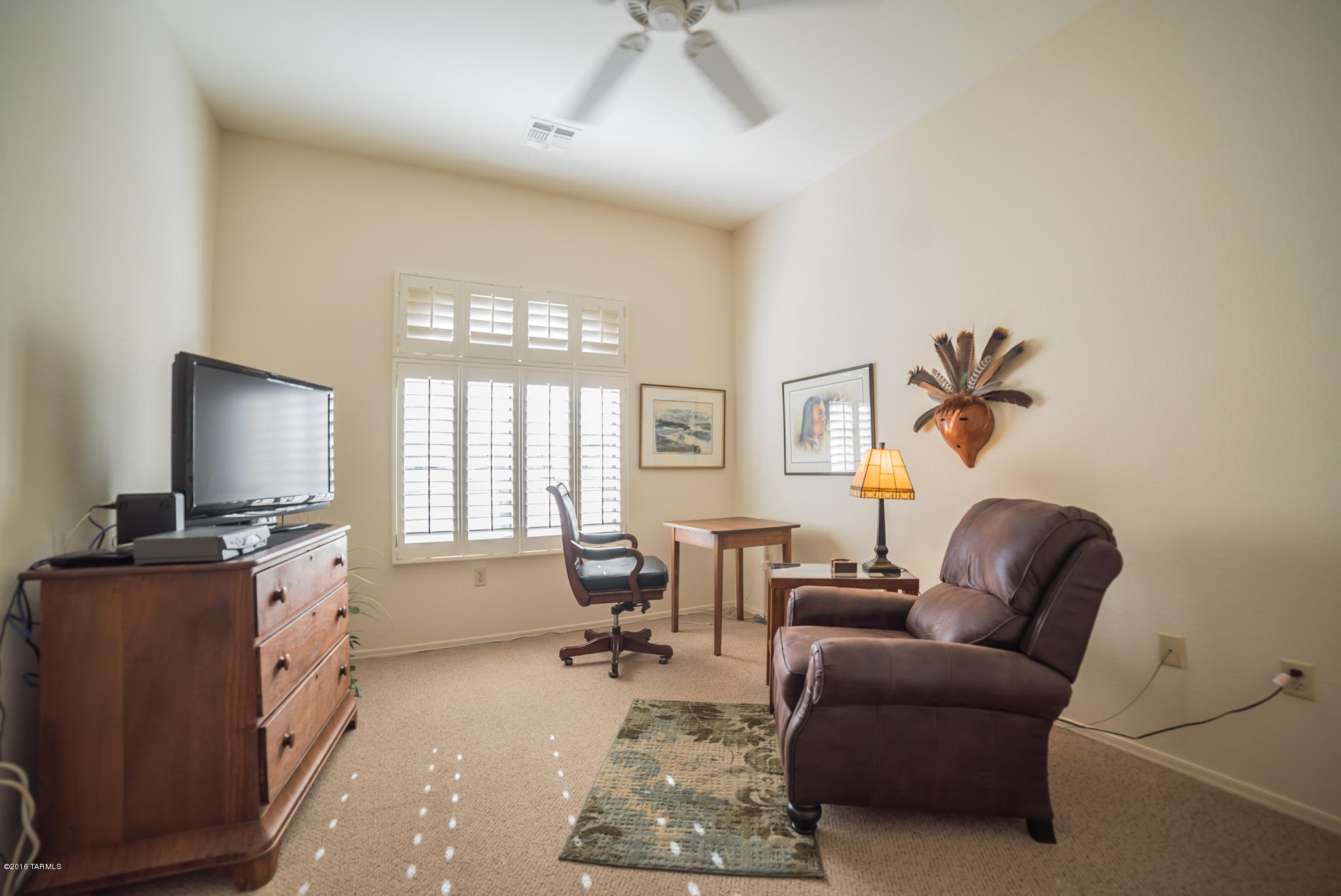 318 N Via Del Clavelito