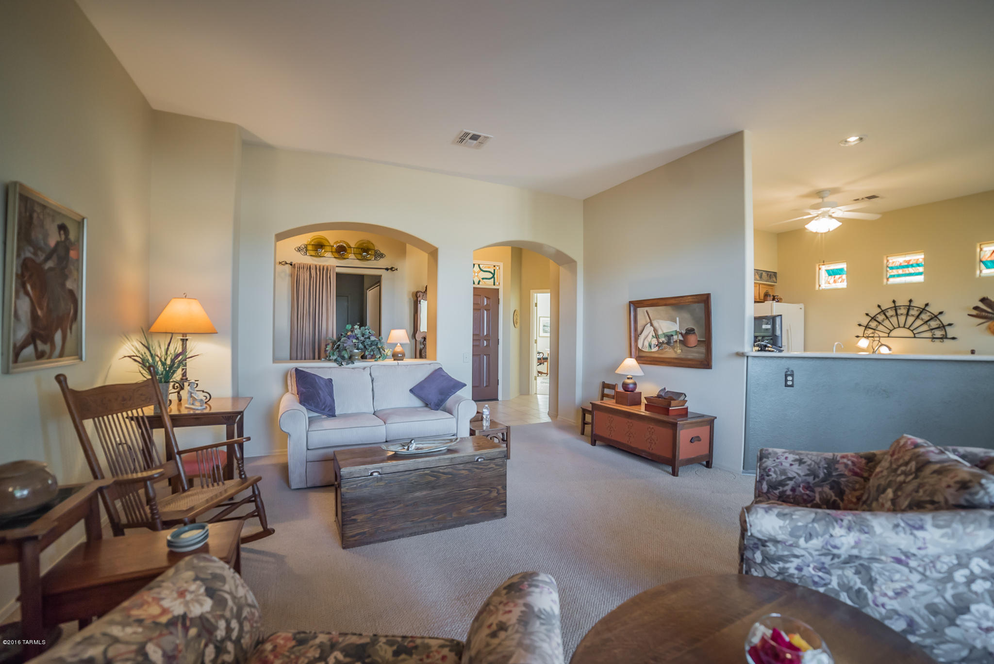 318 N Via Del Clavelito