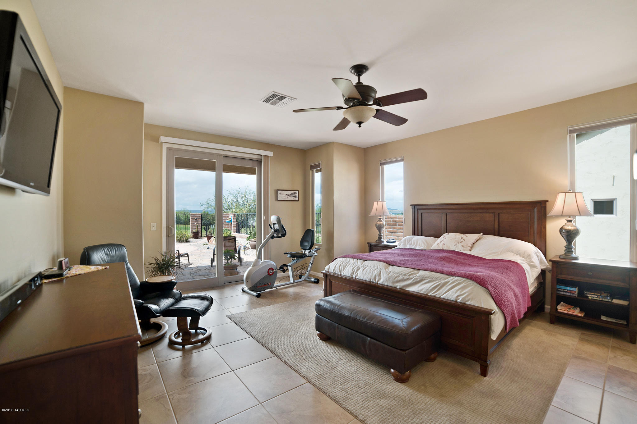 2188 E Spurwind Lane