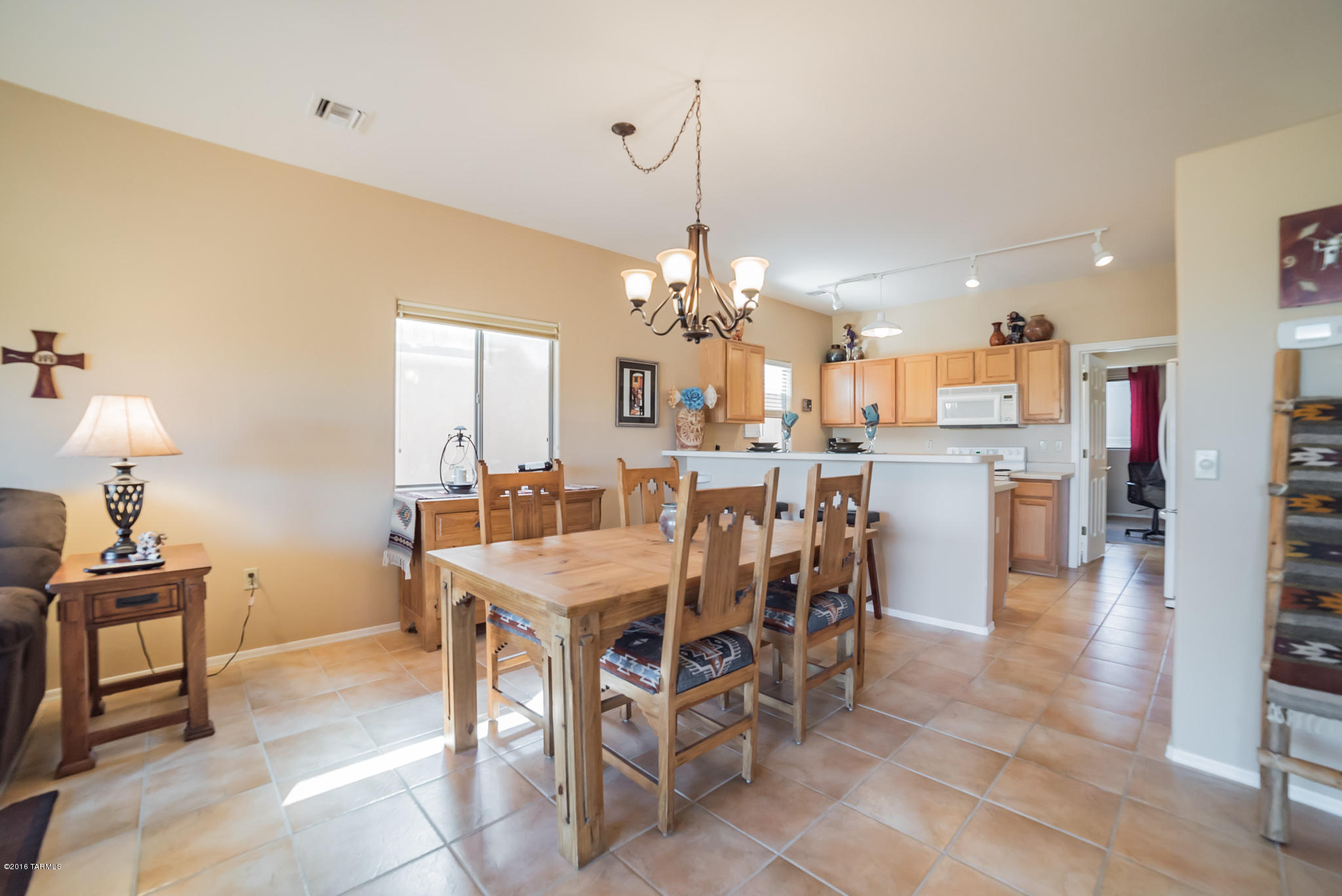 678 W Calle De La Pelotita