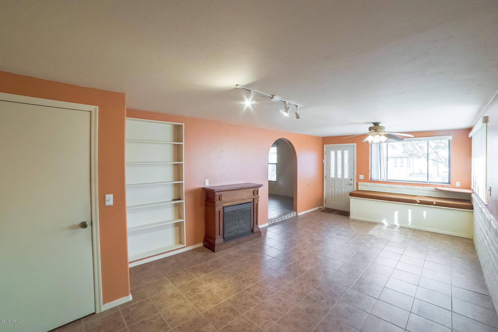 265 N Paseo De Los Conquistadores