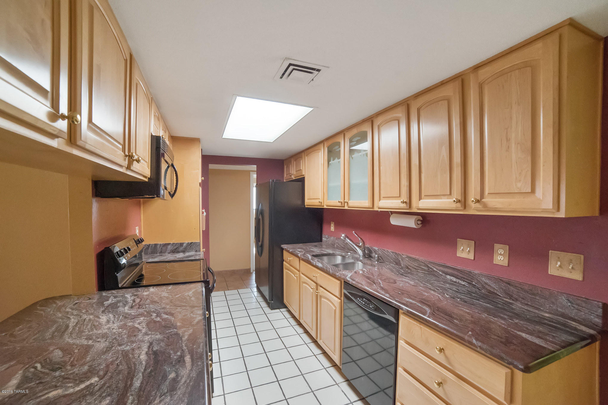 265 N Paseo De Los Conquistadores