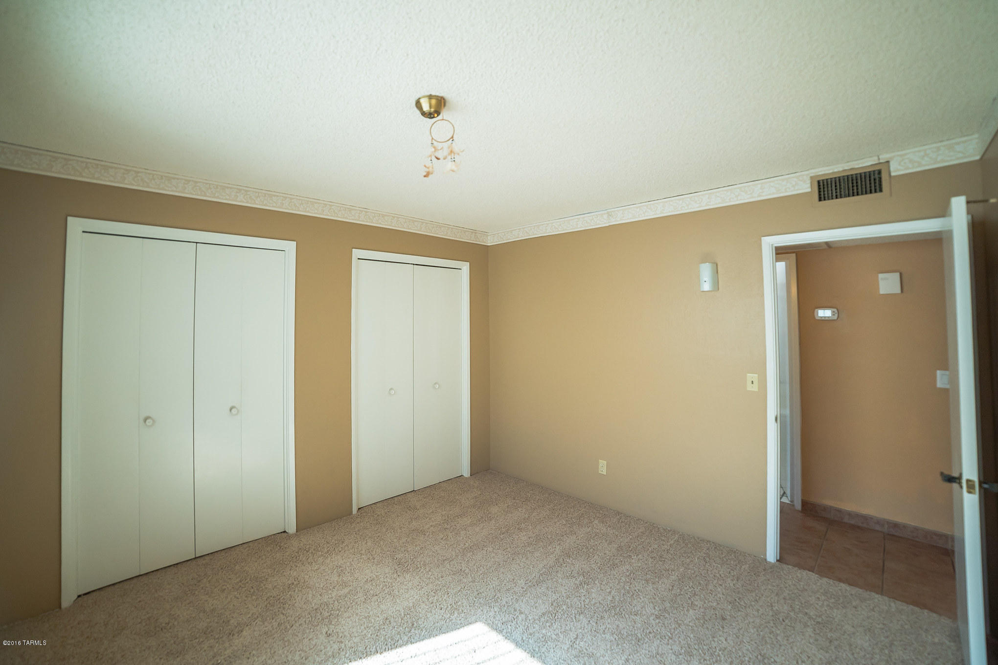 265 N Paseo De Los Conquistadores