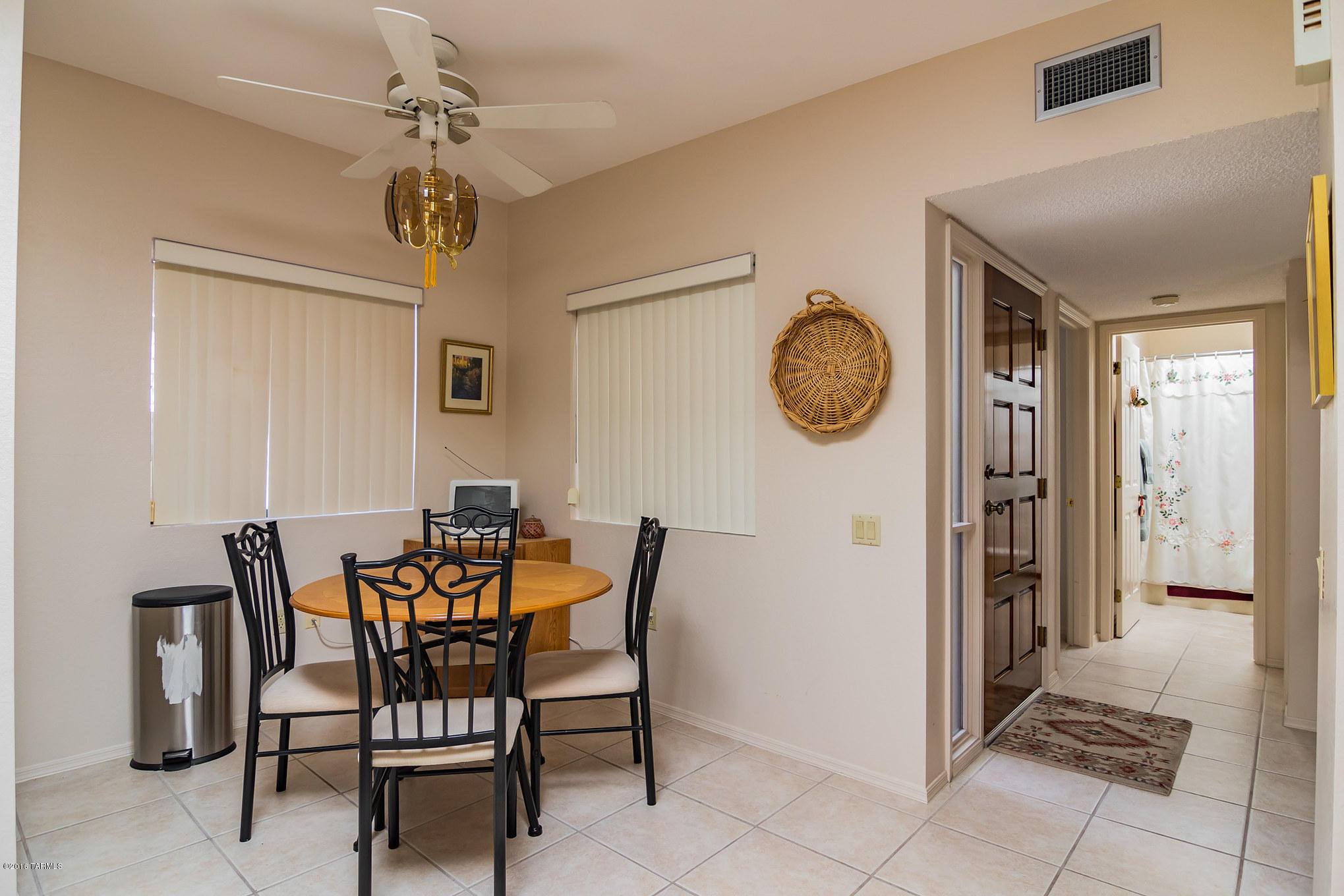 3061 S Placita Del Avestruz