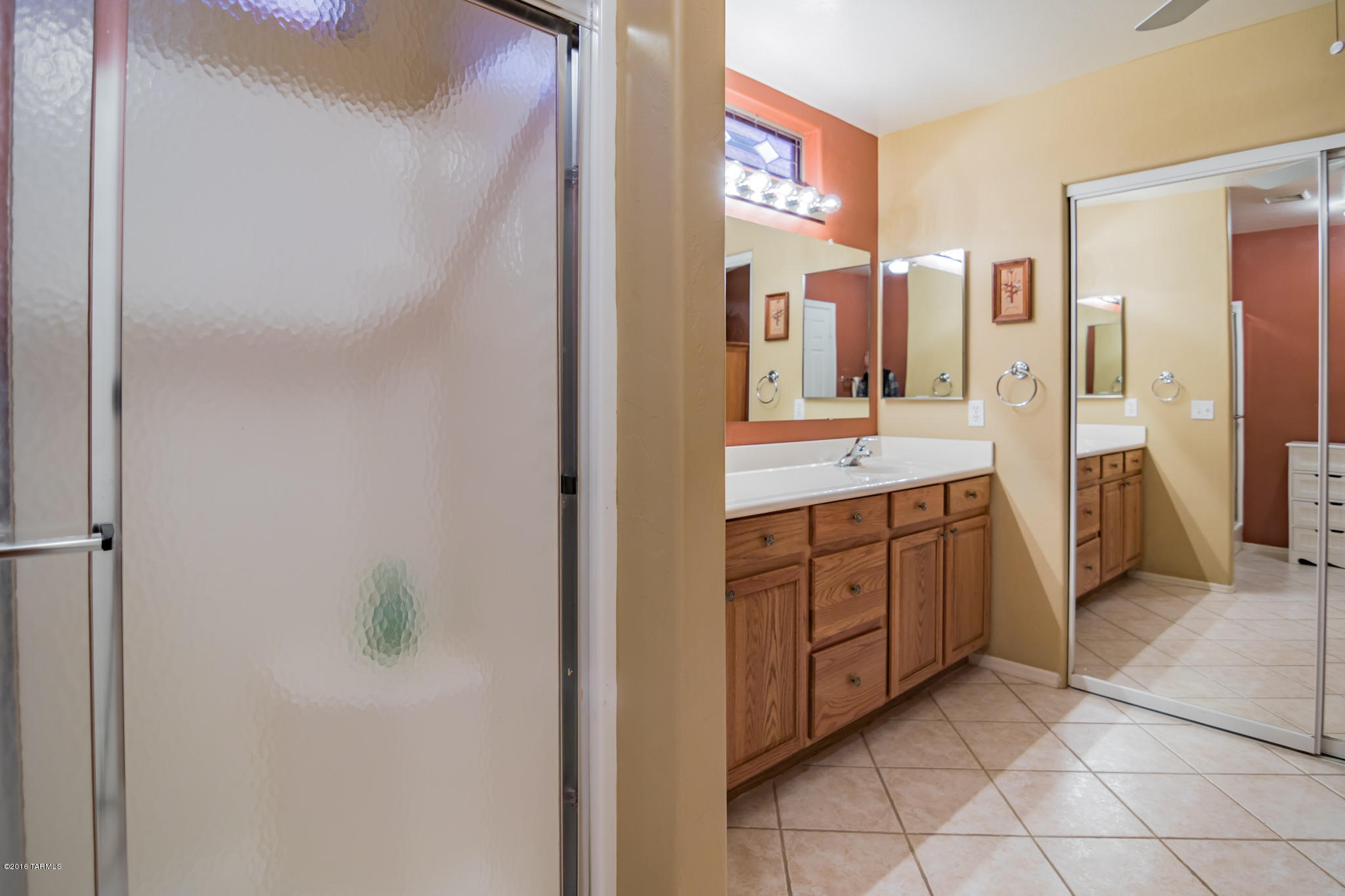 972 W Union Bell Drive