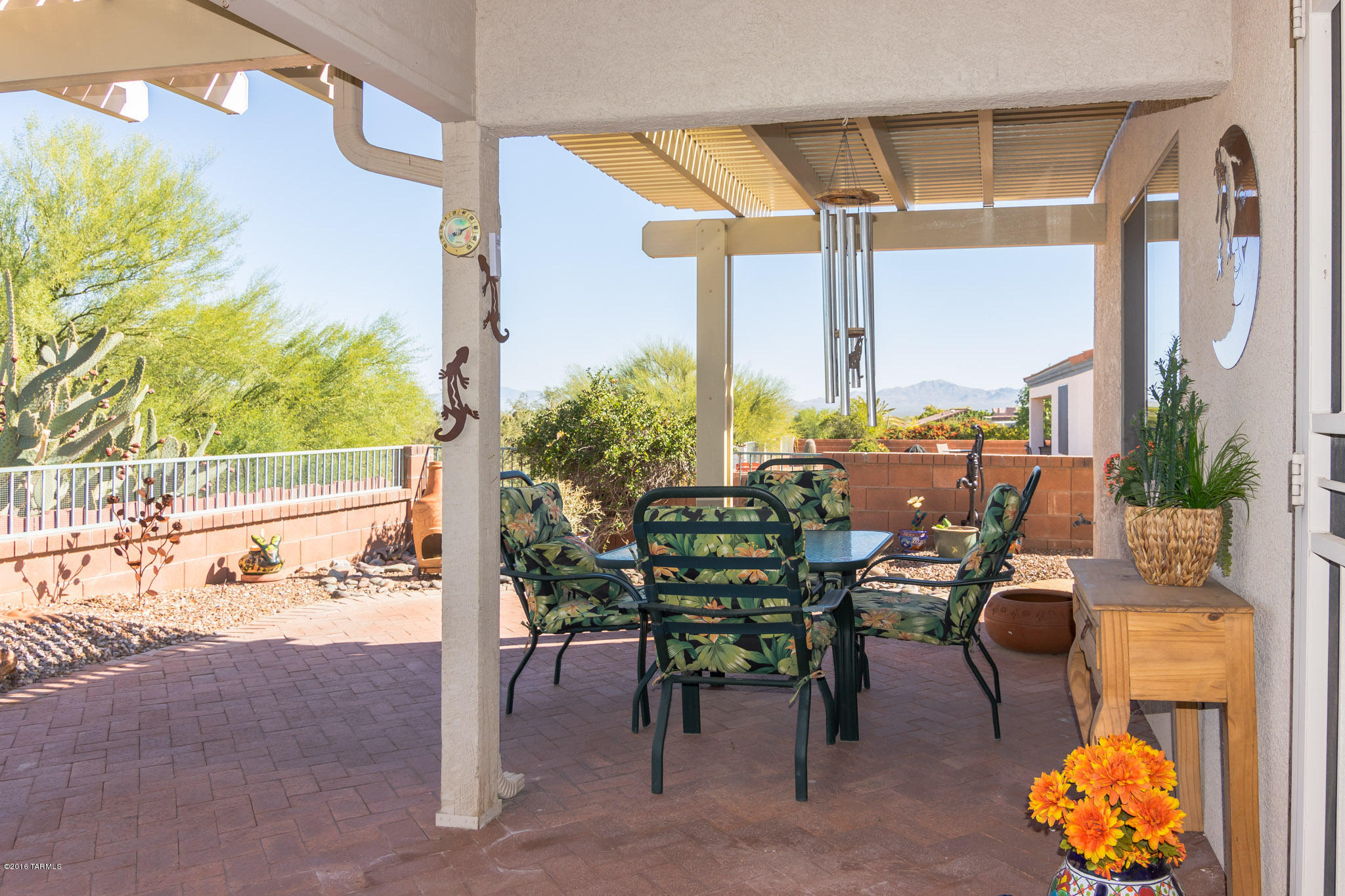 972 W Union Bell Drive