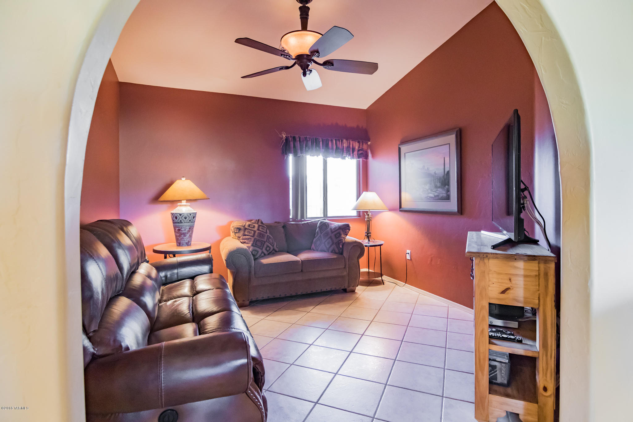 972 W Union Bell Drive