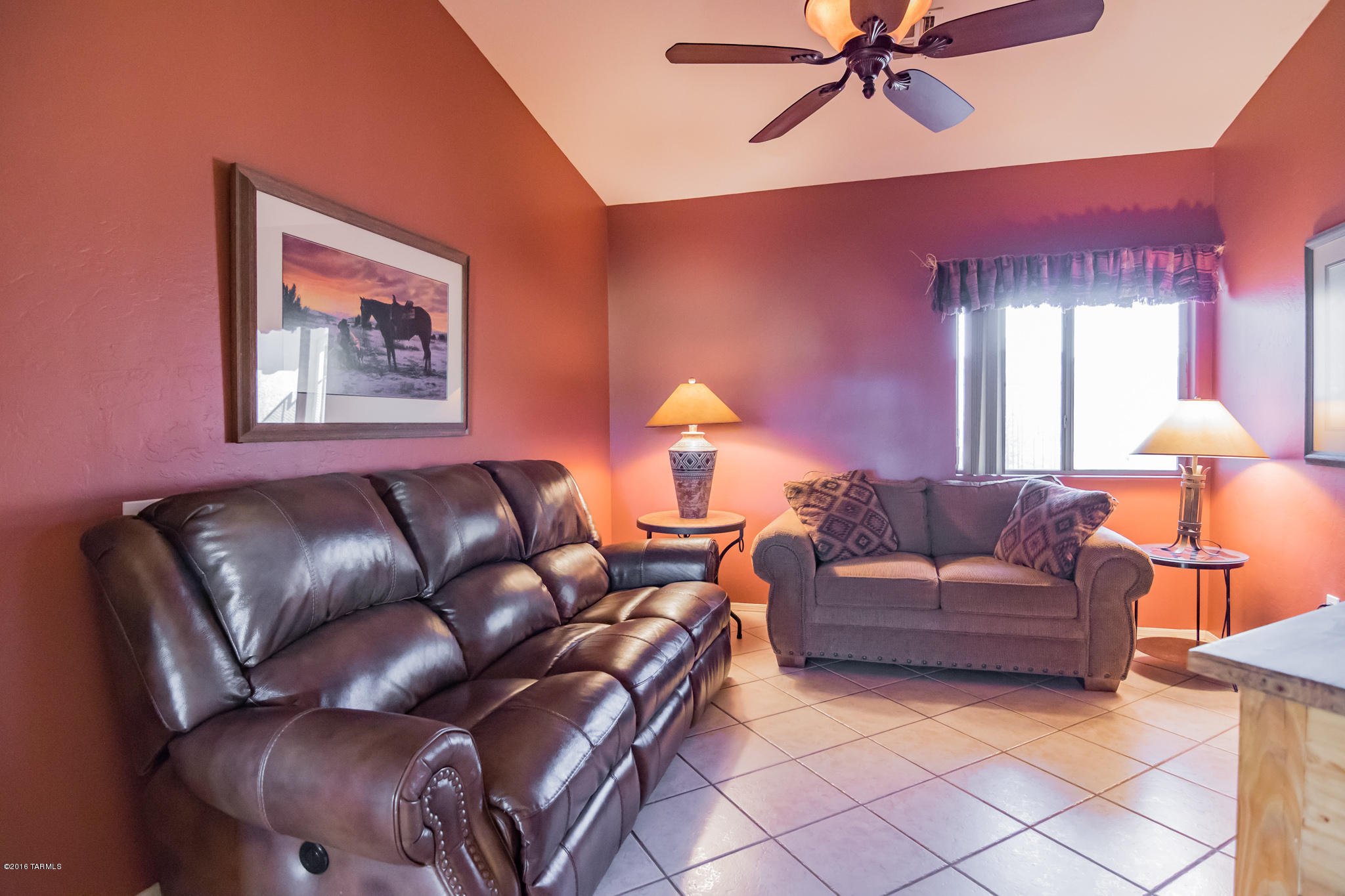 972 W Union Bell Drive